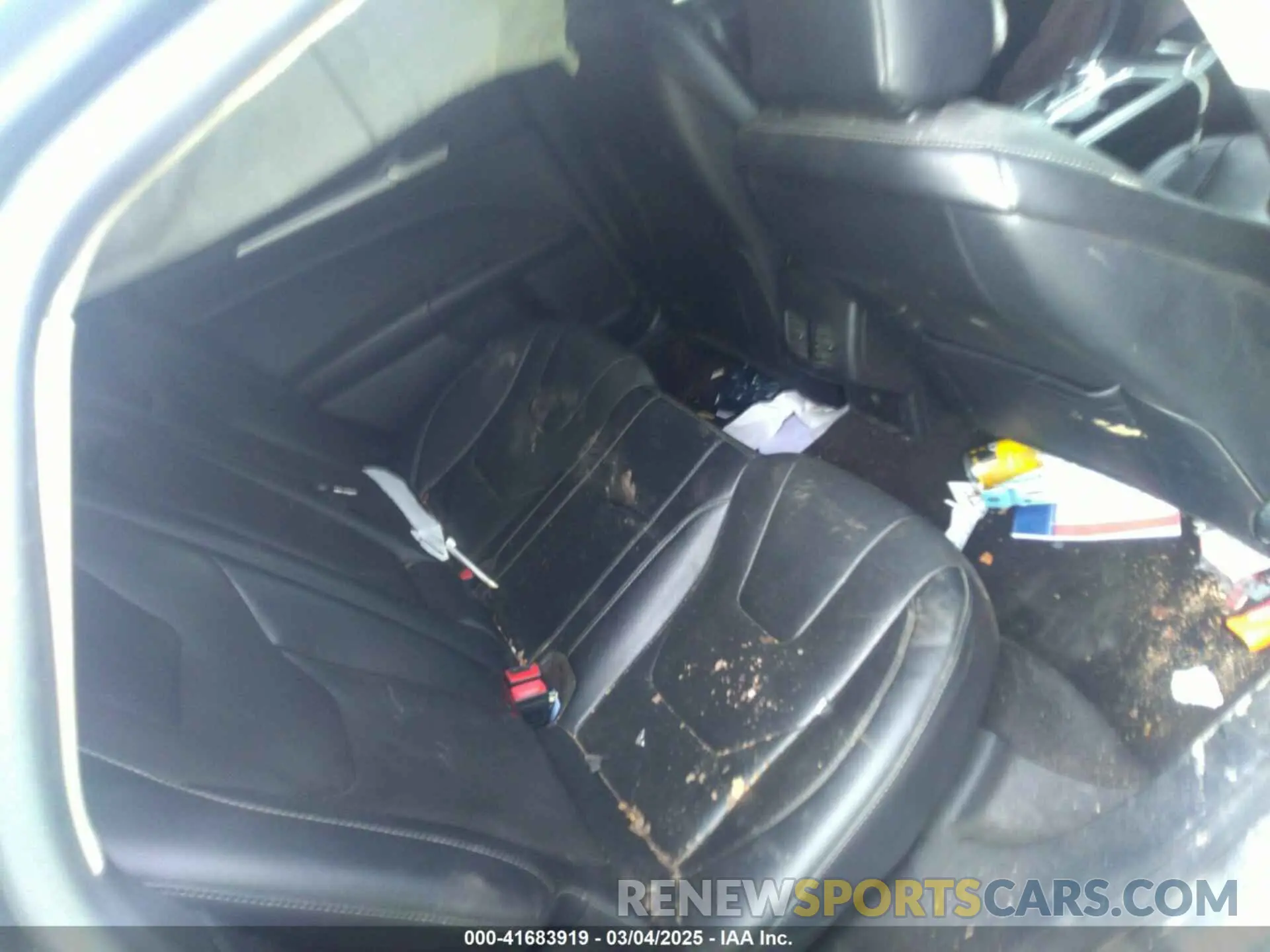 8 Photograph of a damaged car 3FA6P0D96LR205539 FORD FUSION 2020