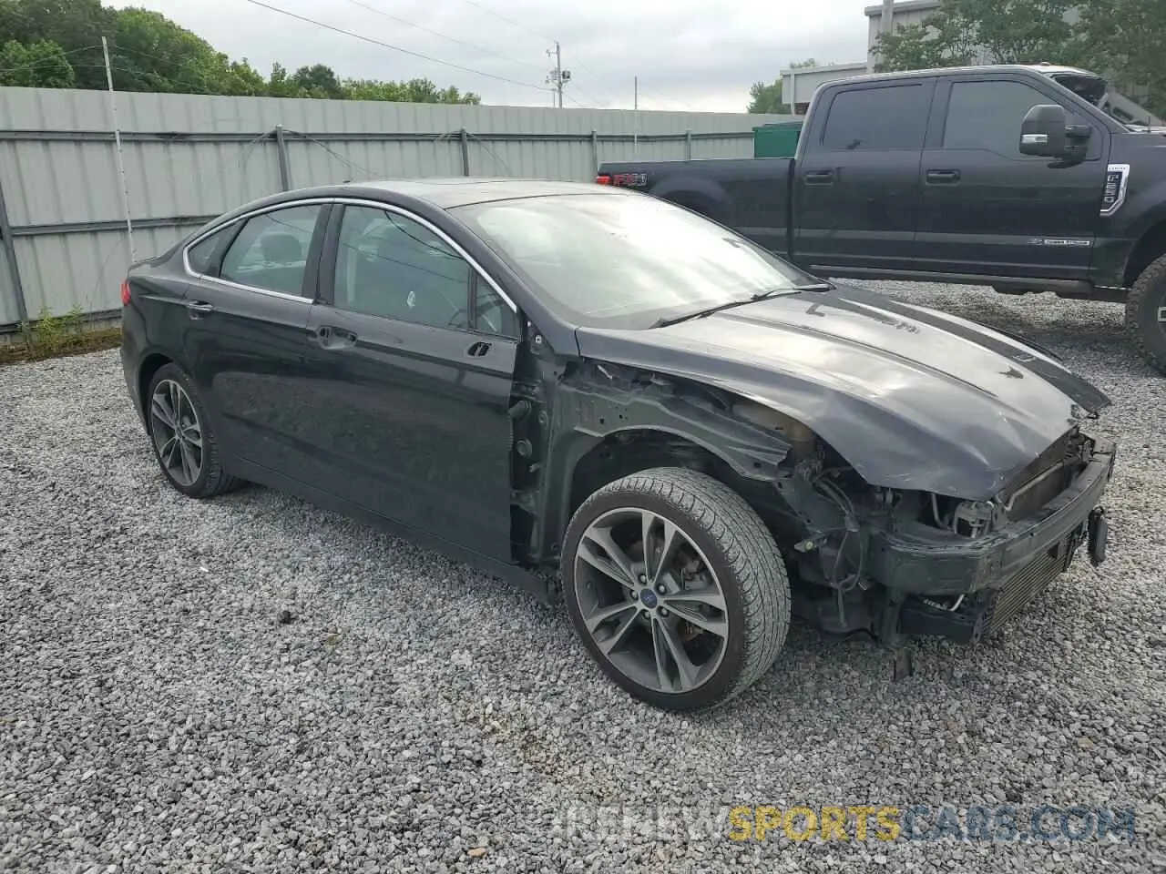 4 Photograph of a damaged car 3FA6P0D97LR152155 FORD FUSION 2020