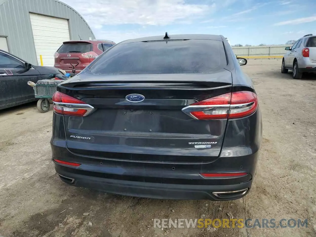 6 Photograph of a damaged car 3FA6P0D97LR173720 FORD FUSION 2020