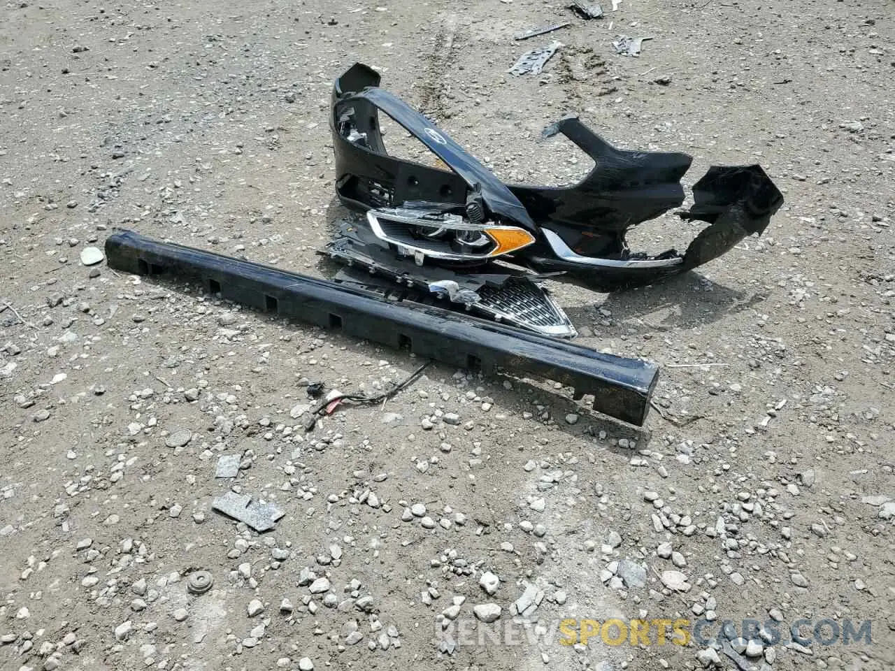12 Photograph of a damaged car 3FA6P0D97LR205100 FORD FUSION 2020