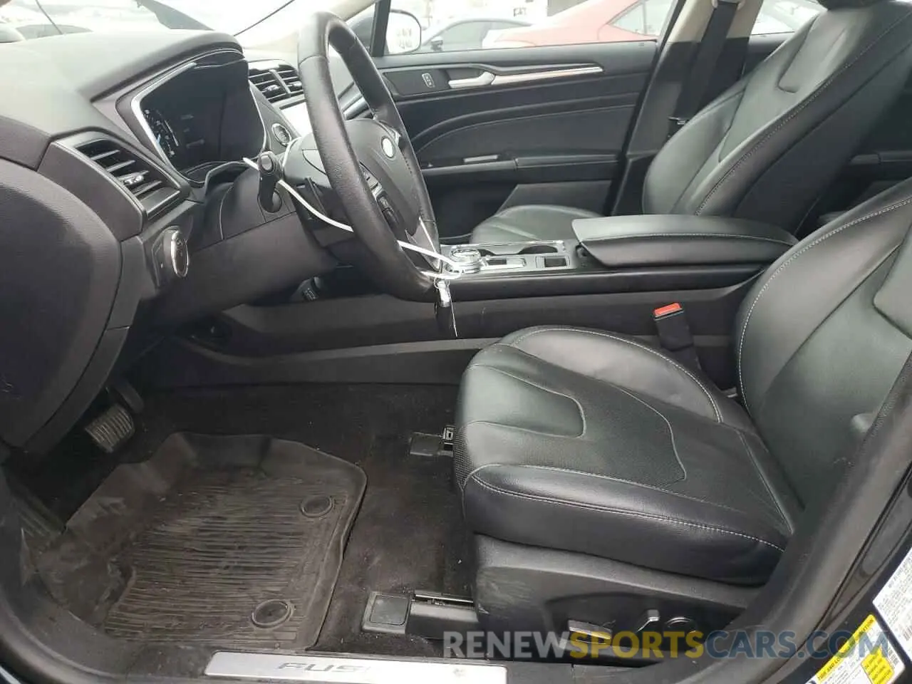 7 Photograph of a damaged car 3FA6P0D98LR108388 FORD FUSION 2020
