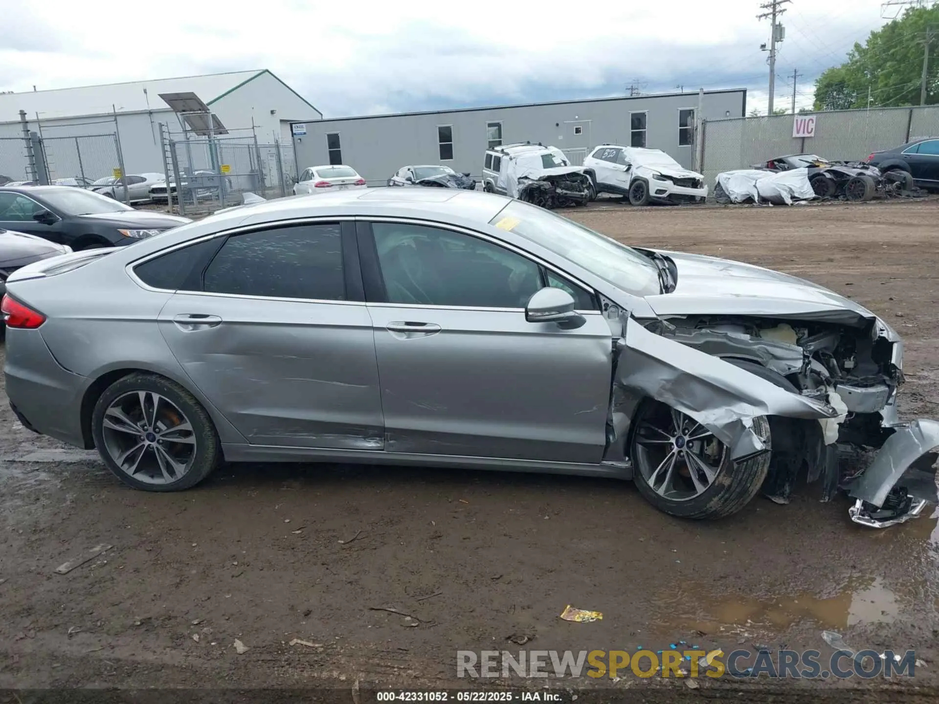 12 Photograph of a damaged car 3FA6P0D98LR115437 FORD FUSION 2020
