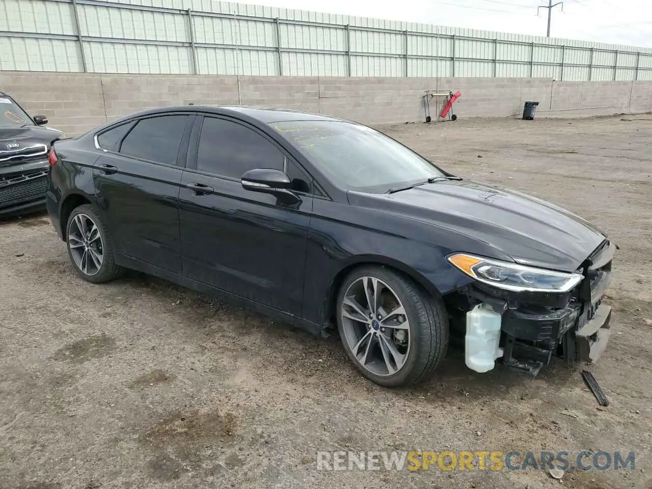 4 Photograph of a damaged car 3FA6P0D98LR206143 FORD FUSION 2020