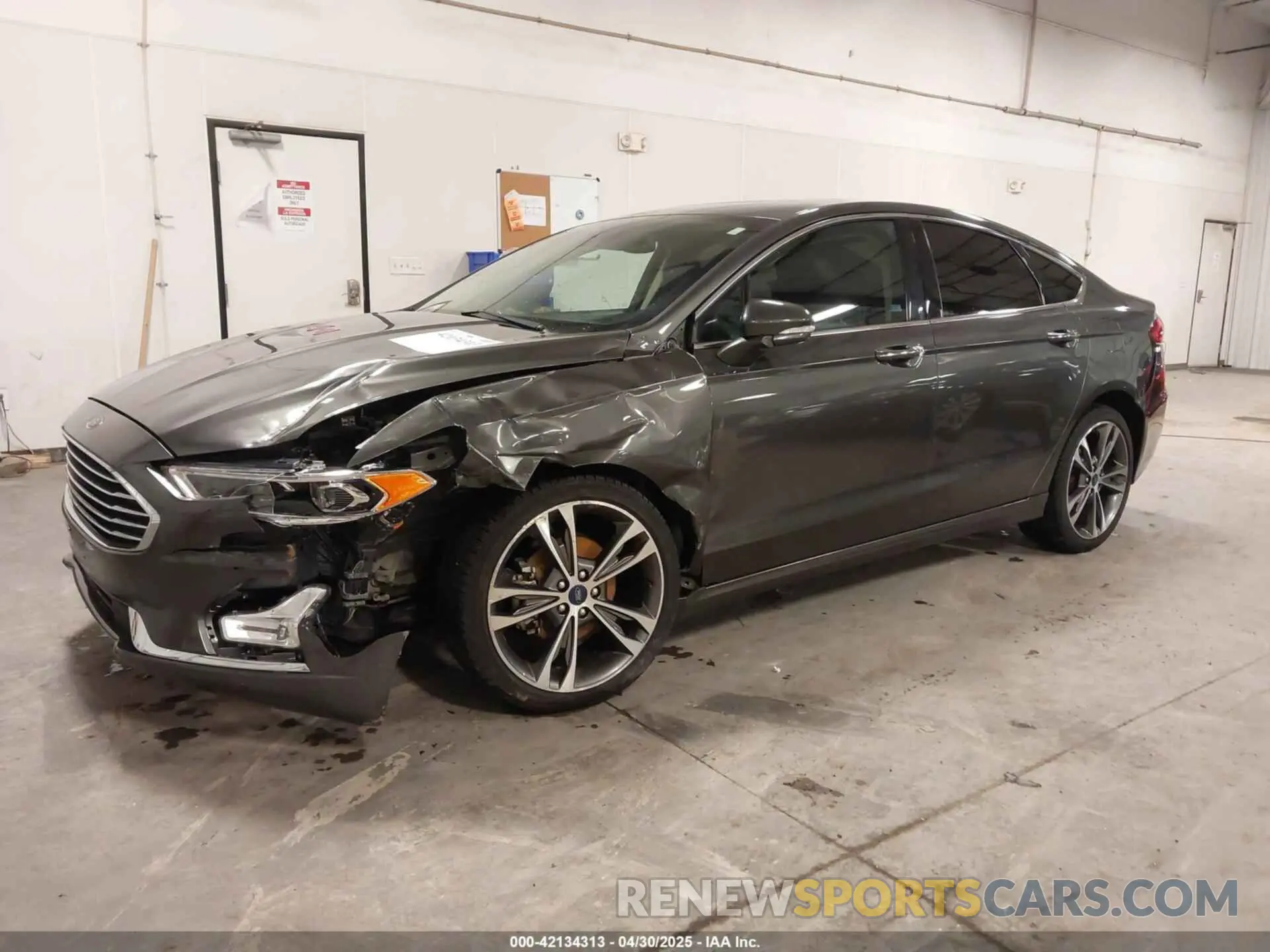2 Photograph of a damaged car 3FA6P0D99LR116015 FORD FUSION 2020