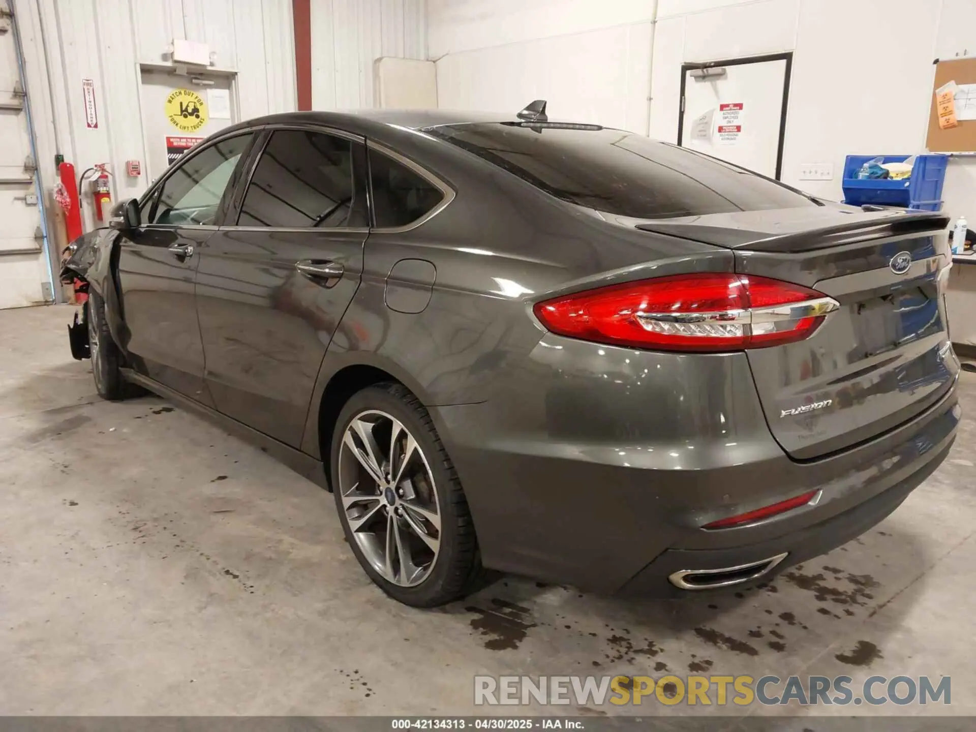 3 Photograph of a damaged car 3FA6P0D99LR116015 FORD FUSION 2020