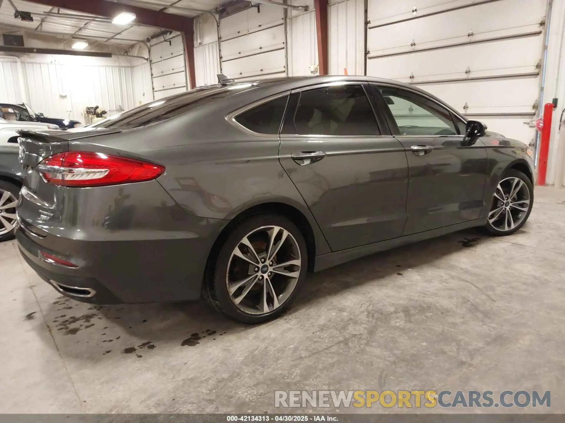 4 Photograph of a damaged car 3FA6P0D99LR116015 FORD FUSION 2020