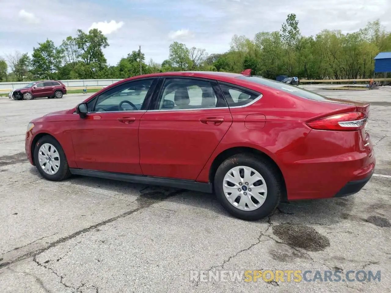 2 Photograph of a damaged car 3FA6P0G70LR126572 FORD FUSION 2020