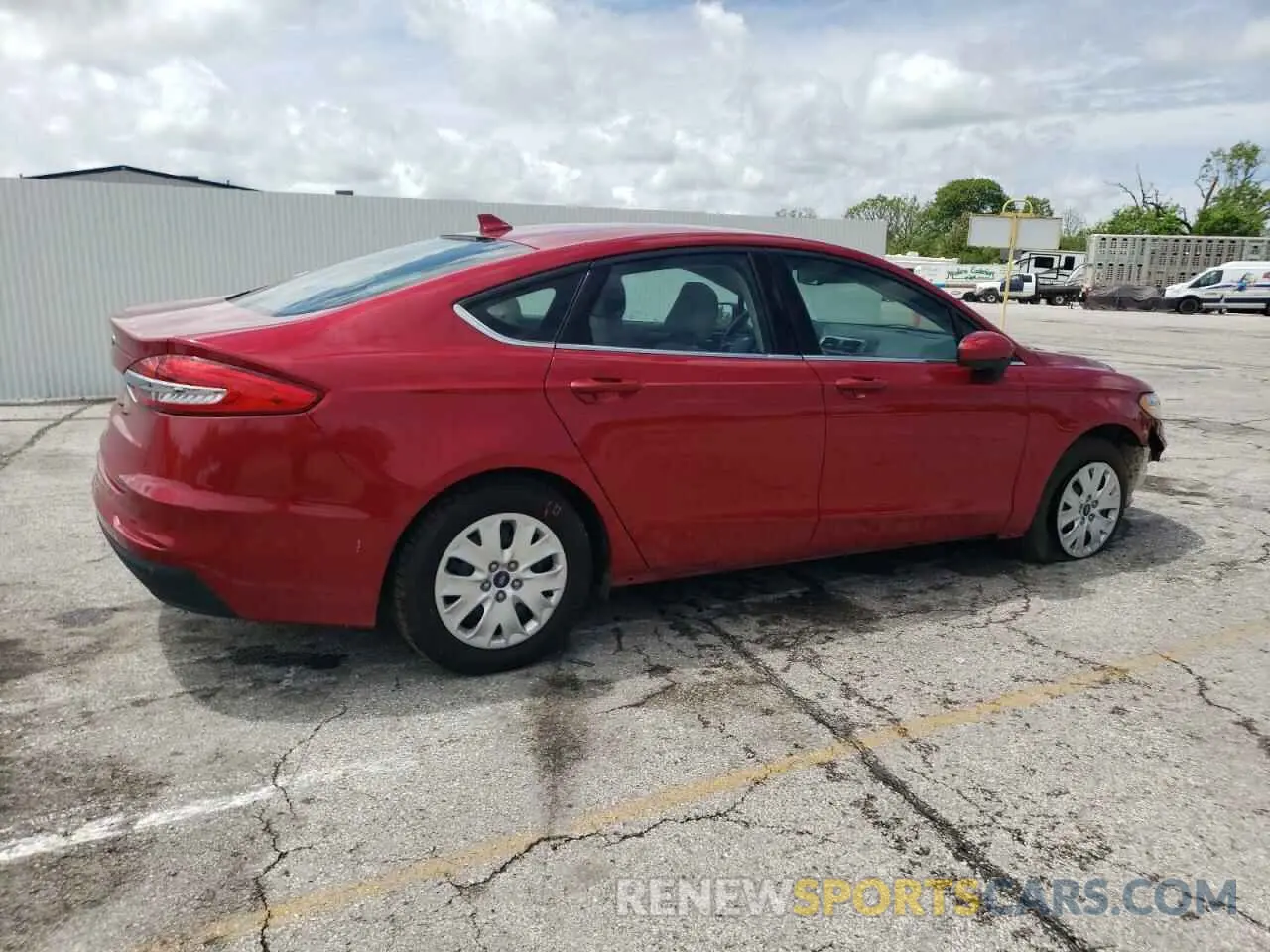 3 Photograph of a damaged car 3FA6P0G70LR126572 FORD FUSION 2020