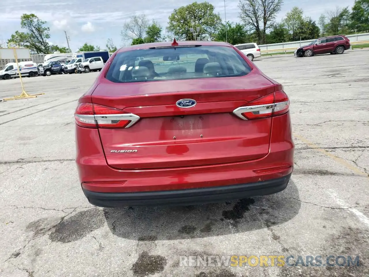 6 Photograph of a damaged car 3FA6P0G70LR126572 FORD FUSION 2020