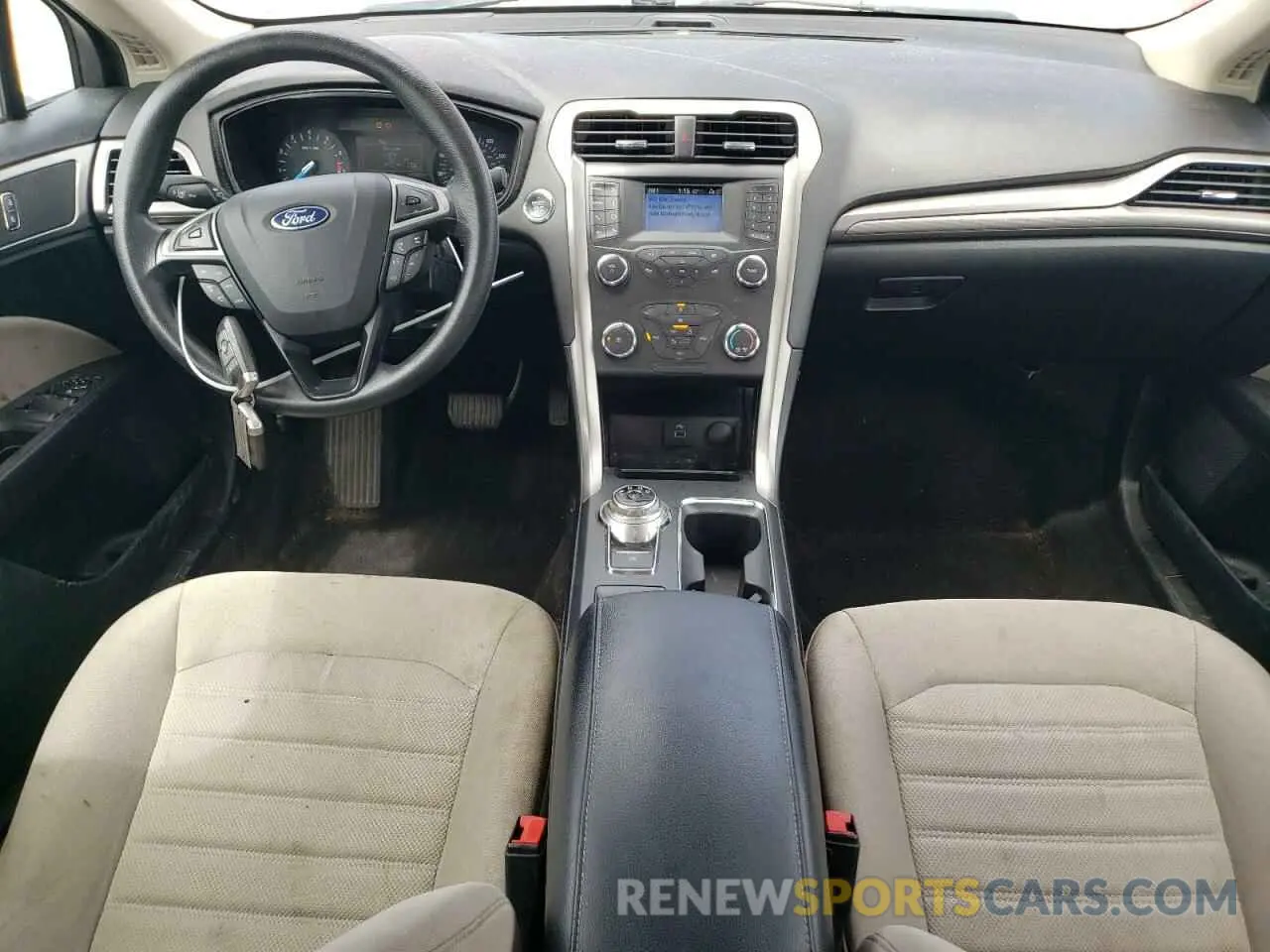 8 Photograph of a damaged car 3FA6P0G70LR126572 FORD FUSION 2020