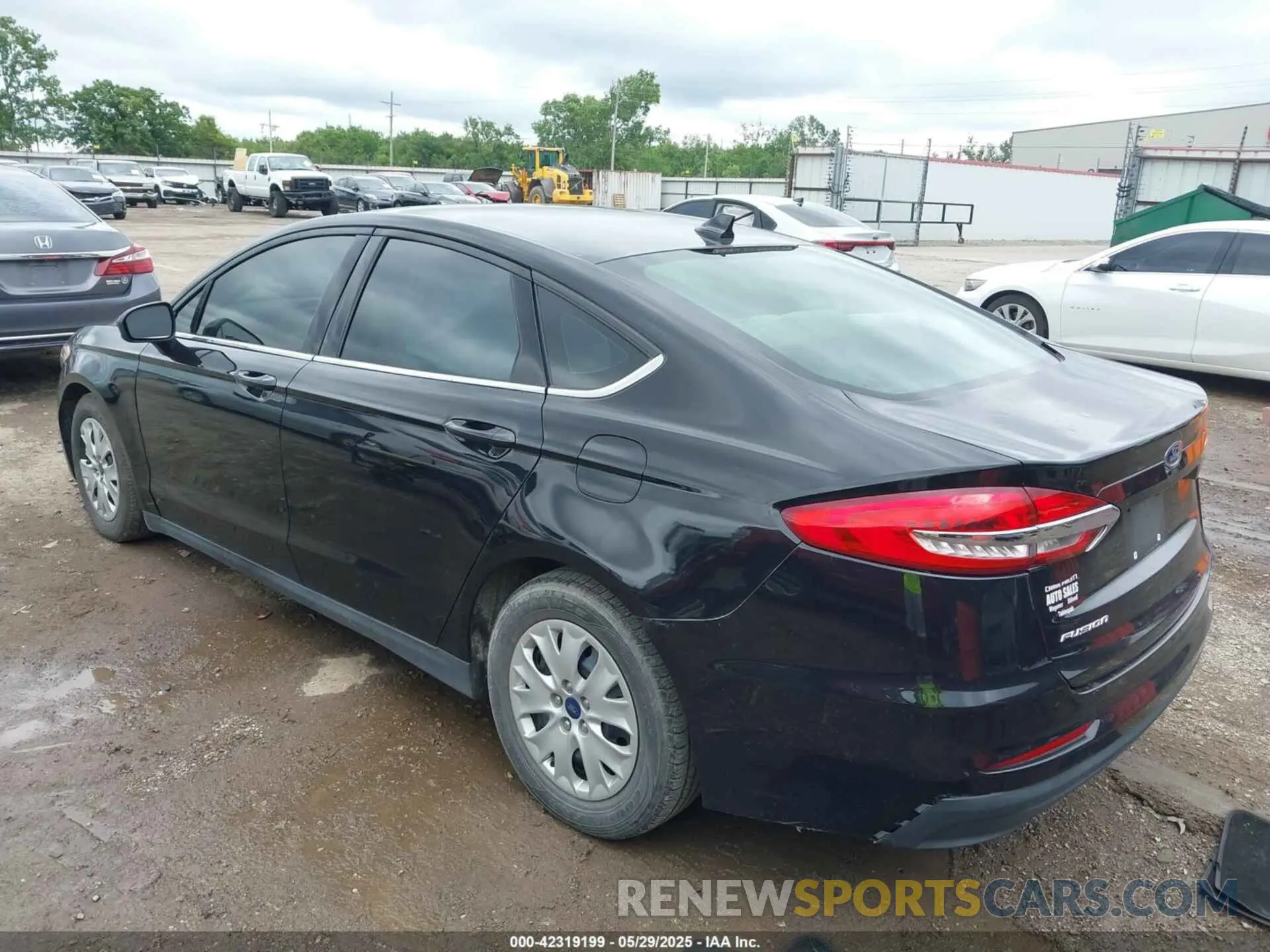 3 Photograph of a damaged car 3FA6P0G70LR148412 FORD FUSION 2020