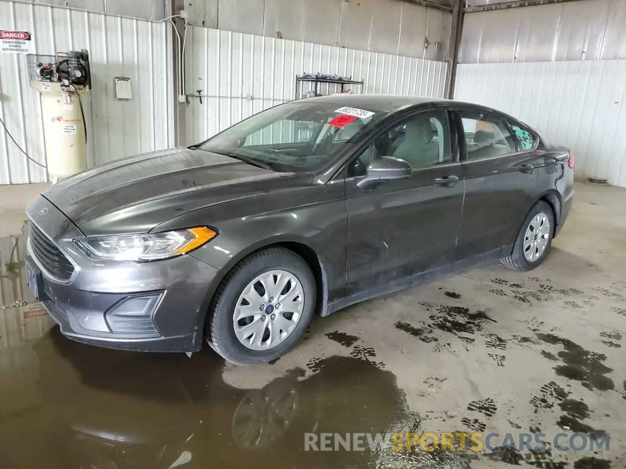 1 Photograph of a damaged car 3FA6P0G71LR106086 FORD FUSION 2020