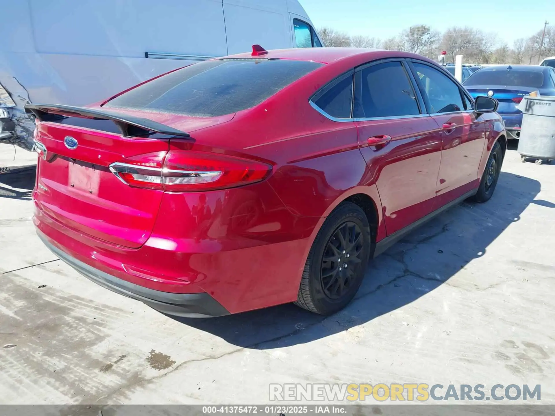 4 Photograph of a damaged car 3FA6P0G71LR180916 FORD FUSION 2020