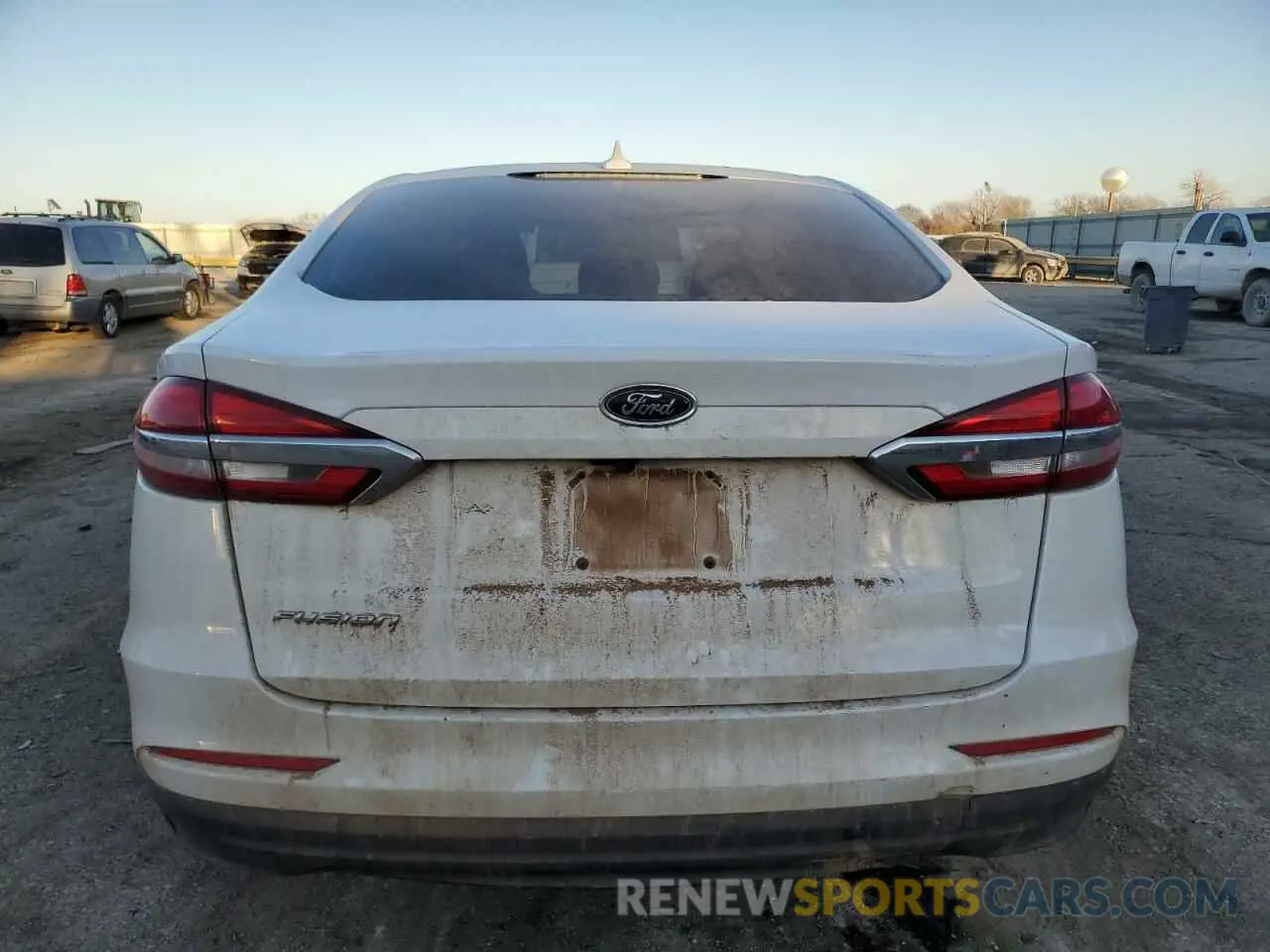 6 Photograph of a damaged car 3FA6P0G71LR232769 FORD FUSION 2020
