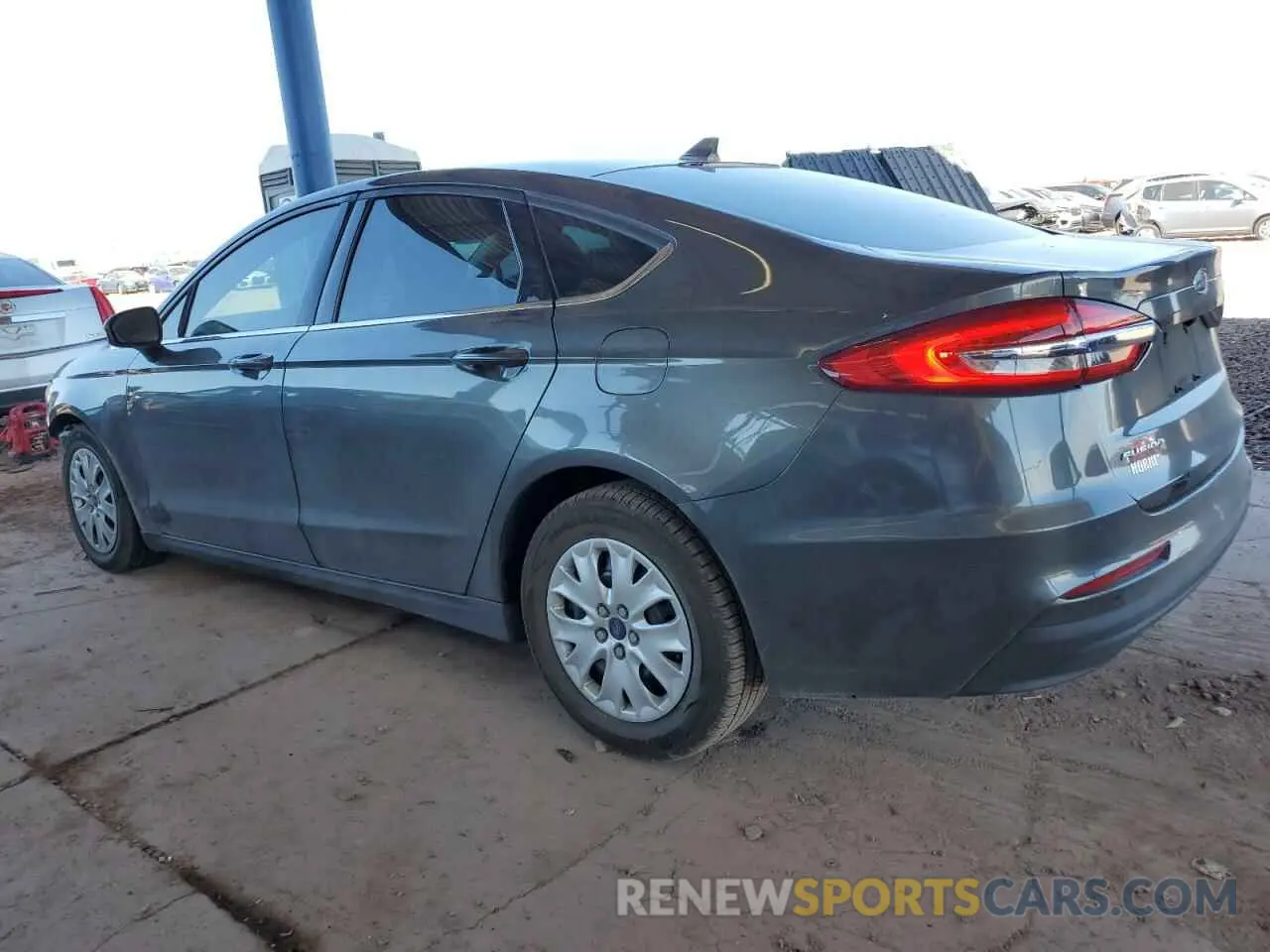 2 Photograph of a damaged car 3FA6P0G71LR249121 FORD FUSION 2020