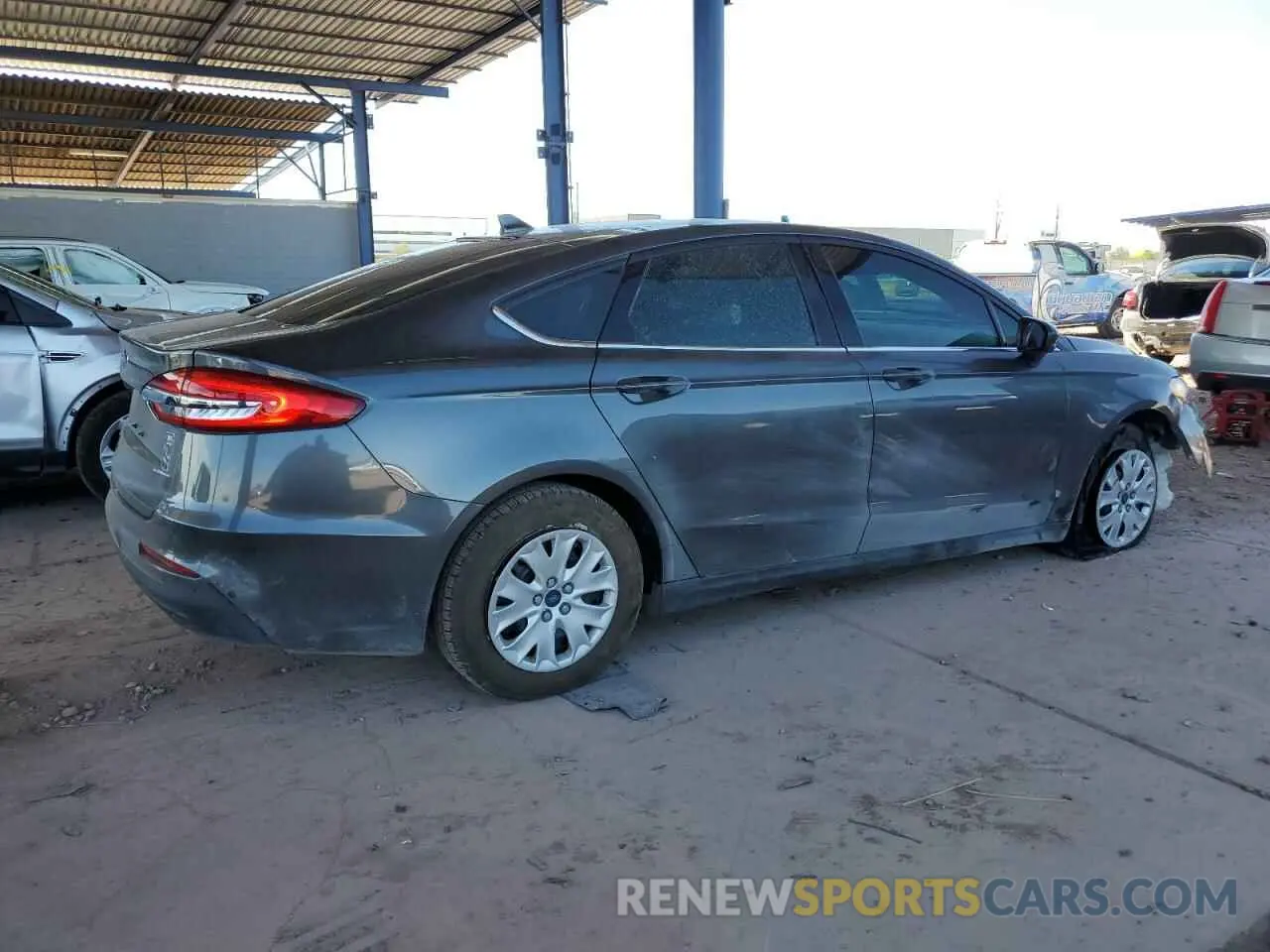 3 Photograph of a damaged car 3FA6P0G71LR249121 FORD FUSION 2020