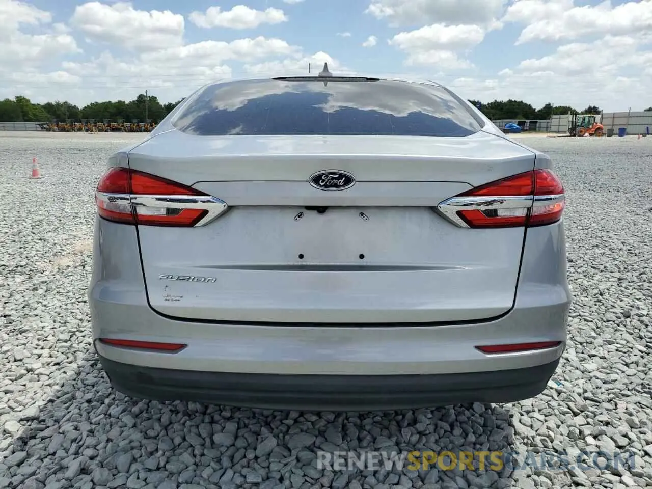 6 Photograph of a damaged car 3FA6P0G73LR104498 FORD FUSION 2020