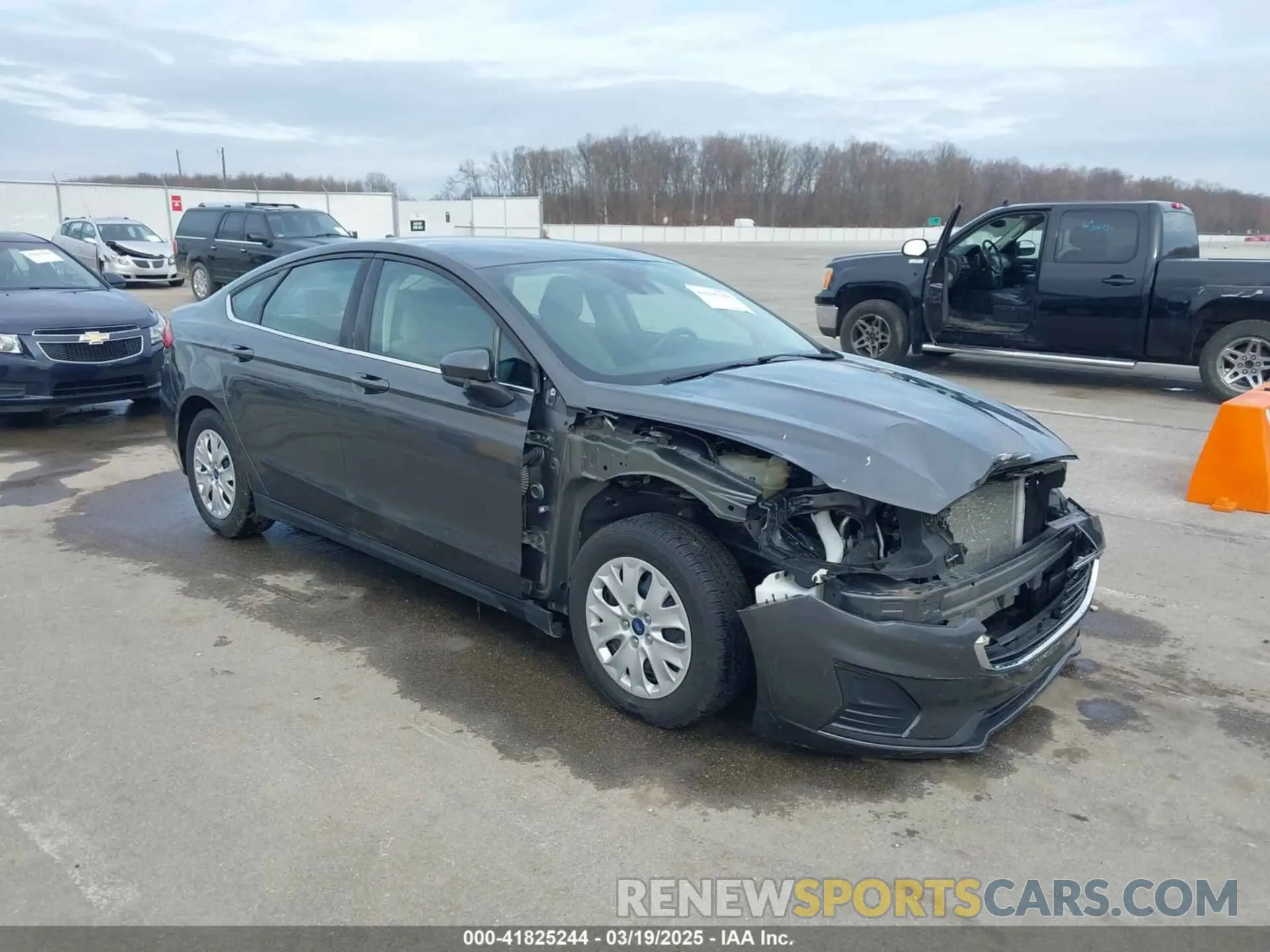 1 Photograph of a damaged car 3FA6P0G73LR225323 FORD FUSION 2020