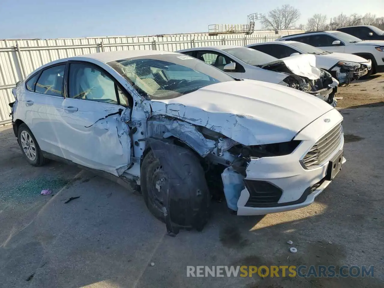 4 Photograph of a damaged car 3FA6P0G73LR236953 FORD FUSION 2020