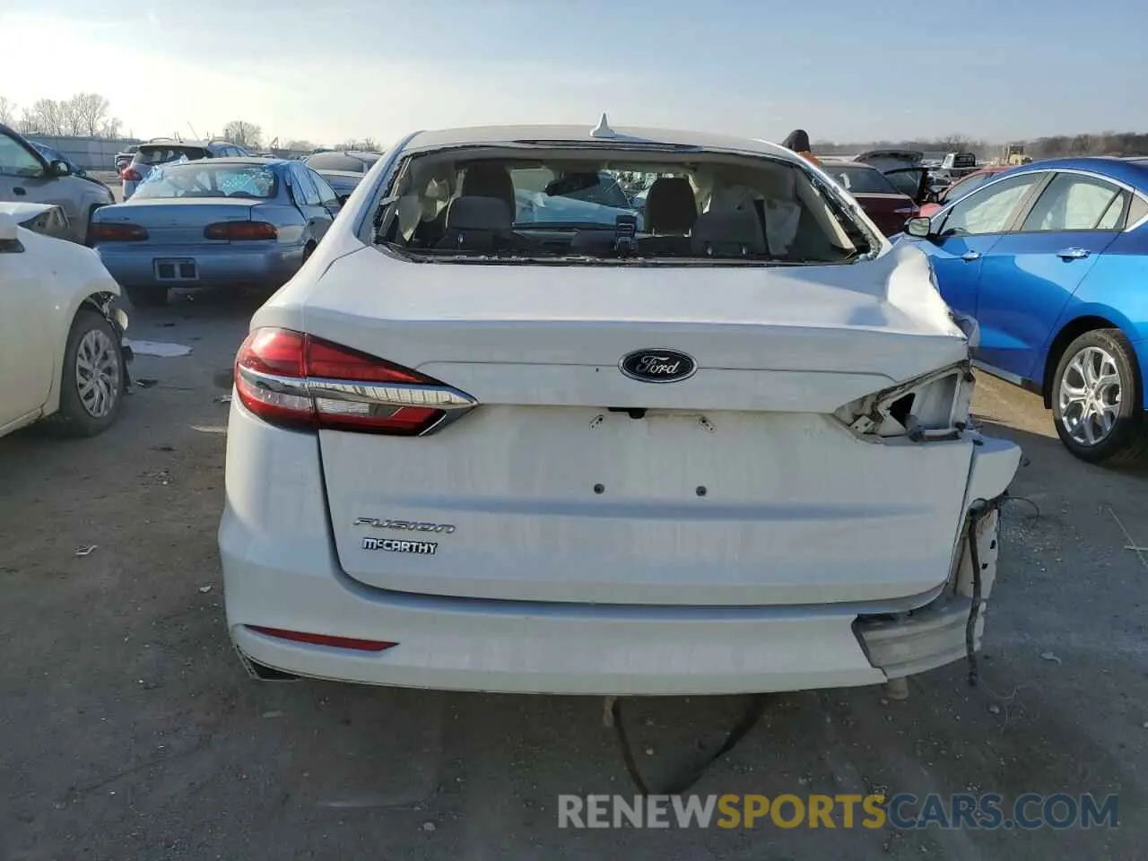 6 Photograph of a damaged car 3FA6P0G73LR236953 FORD FUSION 2020