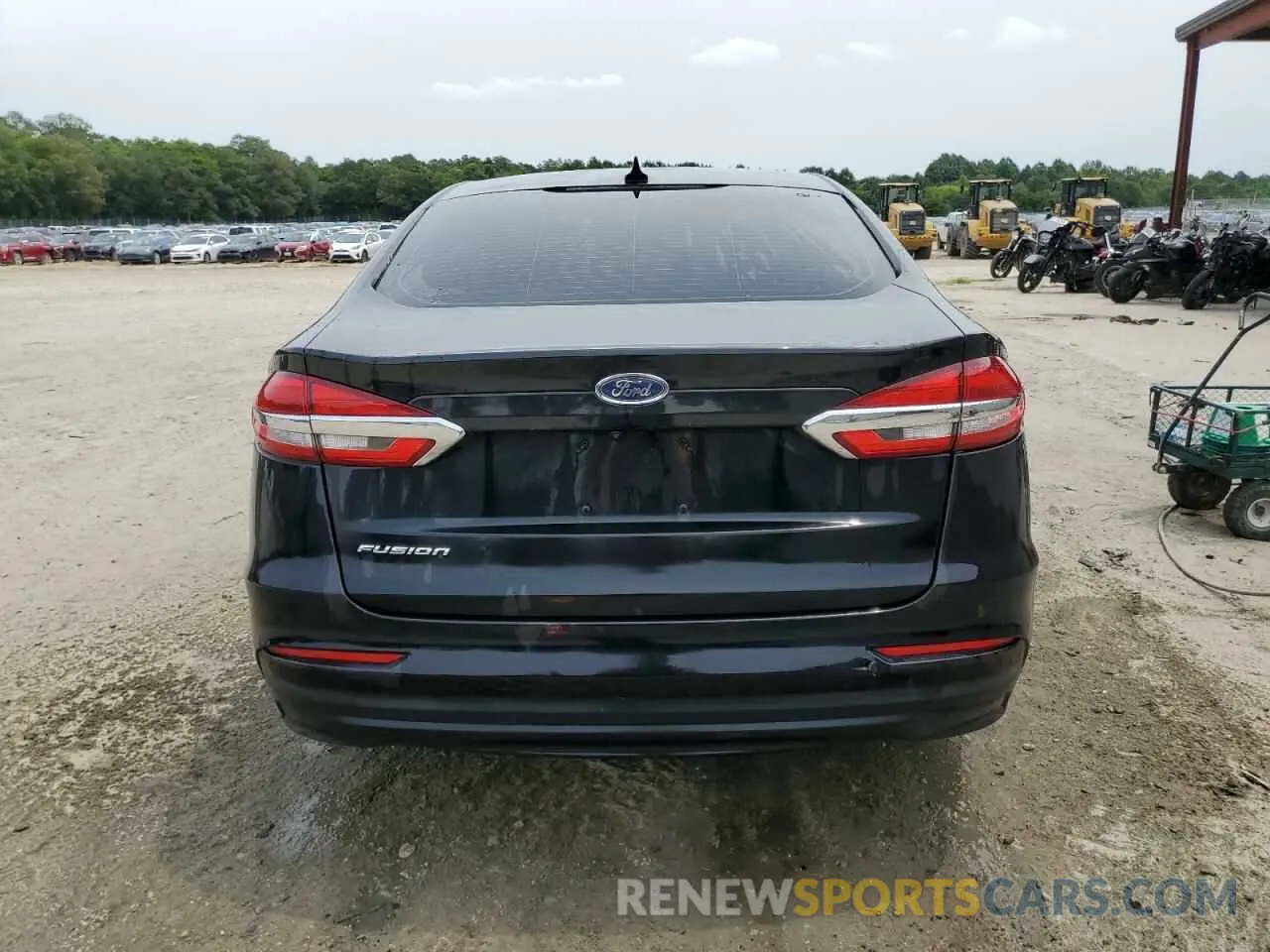 6 Photograph of a damaged car 3FA6P0G73LR254563 FORD FUSION 2020