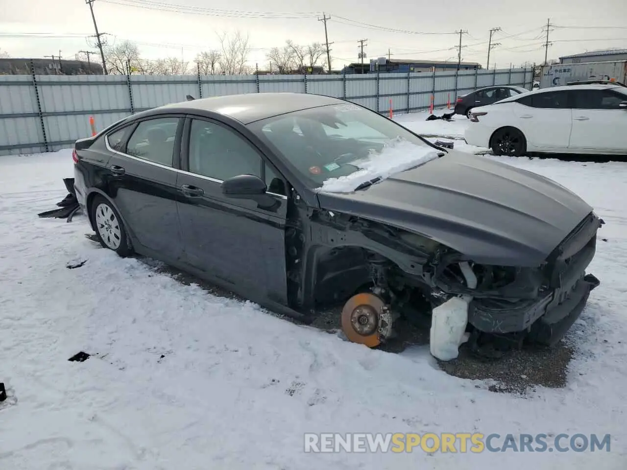 4 Photograph of a damaged car 3FA6P0G74LR251395 FORD FUSION 2020