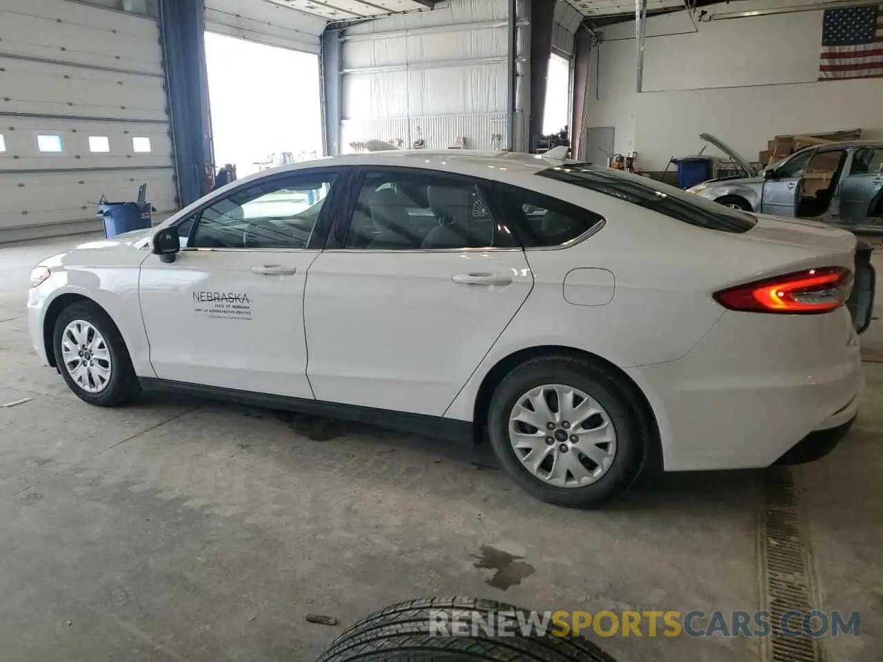 2 Photograph of a damaged car 3FA6P0G74LR264535 FORD FUSION 2020