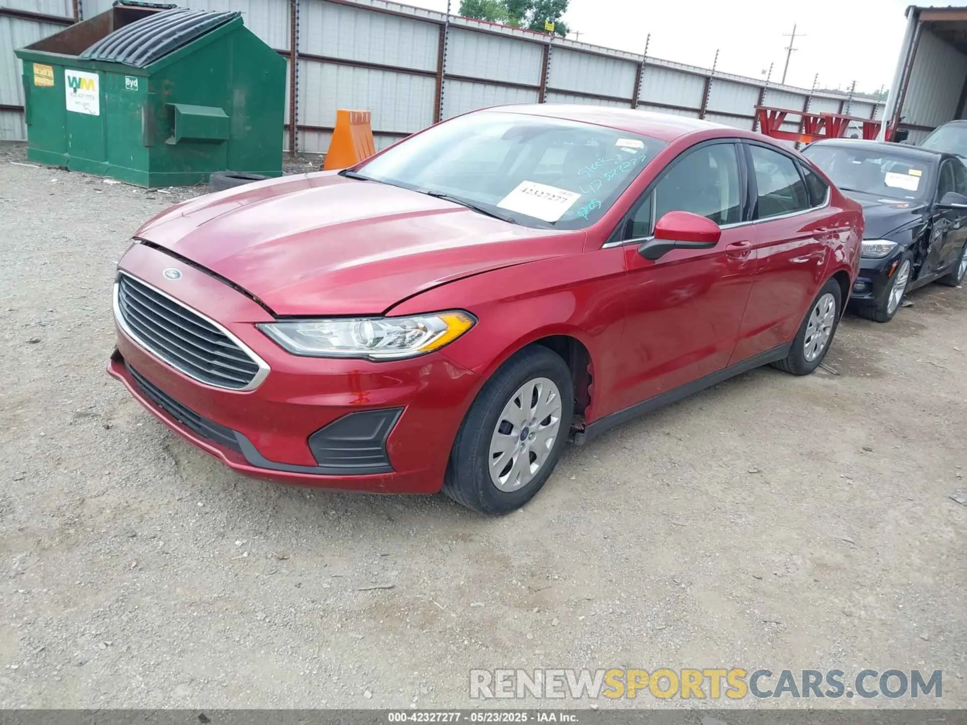 2 Photograph of a damaged car 3FA6P0G75LR111470 FORD FUSION 2020