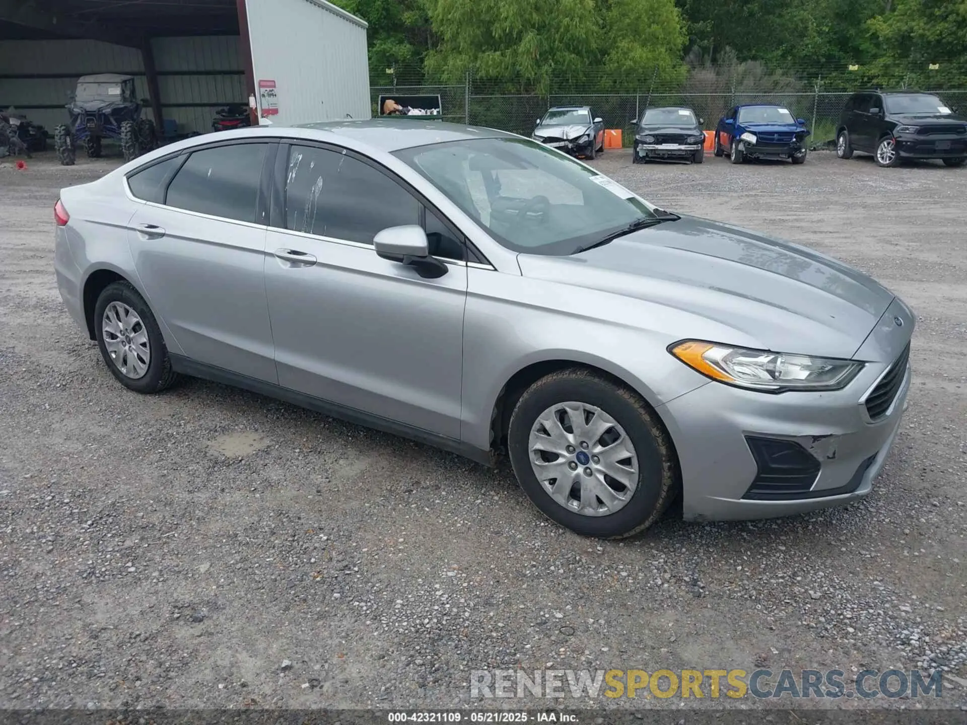 1 Photograph of a damaged car 3FA6P0G75LR160944 FORD FUSION 2020