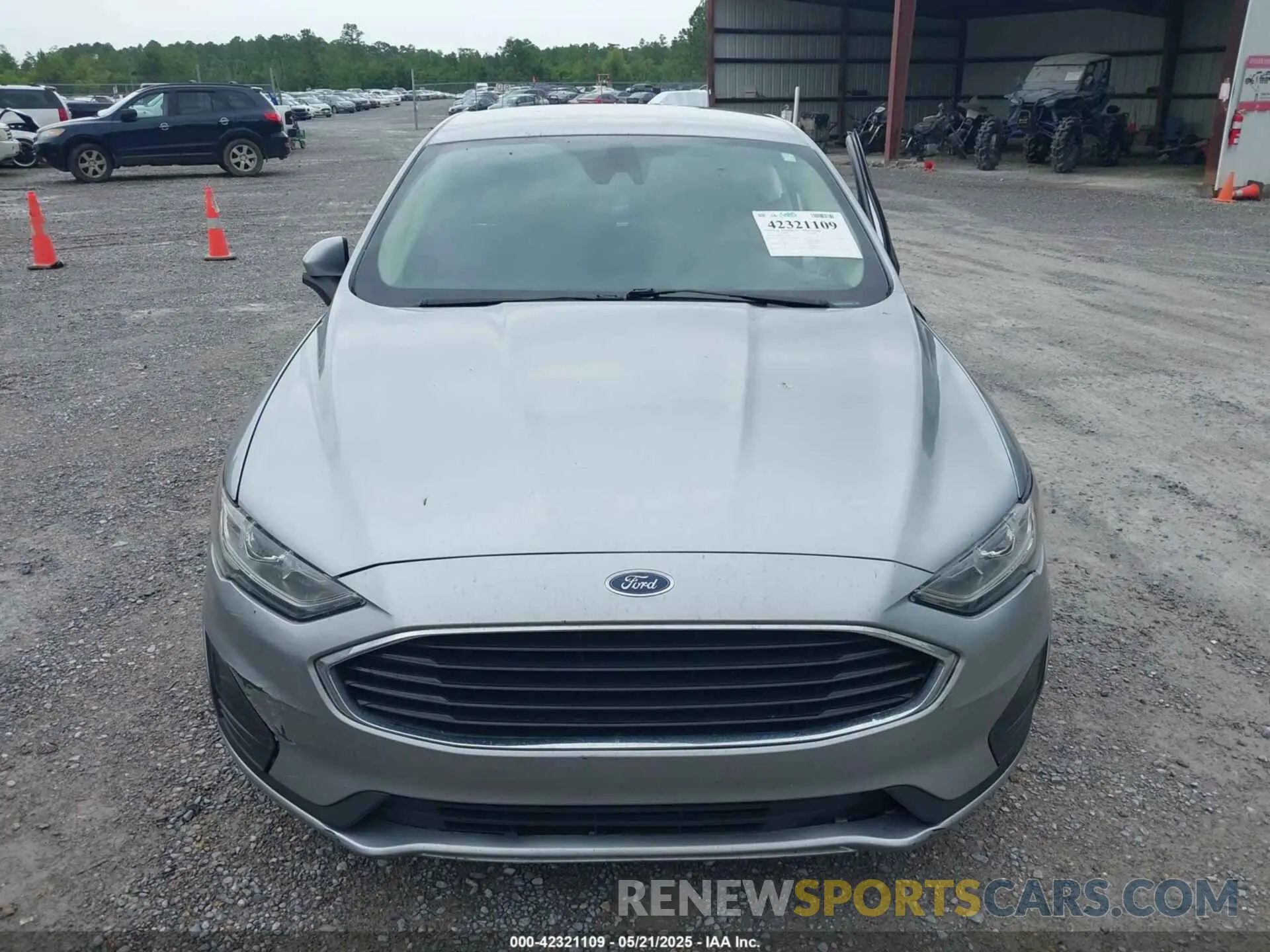 12 Photograph of a damaged car 3FA6P0G75LR160944 FORD FUSION 2020