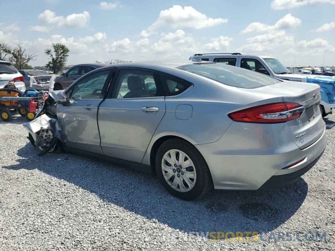 2 Photograph of a damaged car 3FA6P0G75LR265774 FORD FUSION 2020