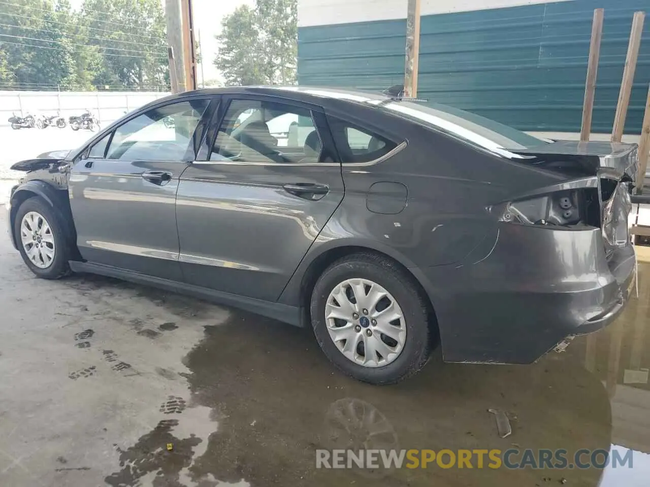 2 Photograph of a damaged car 3FA6P0G76LR104690 FORD FUSION 2020