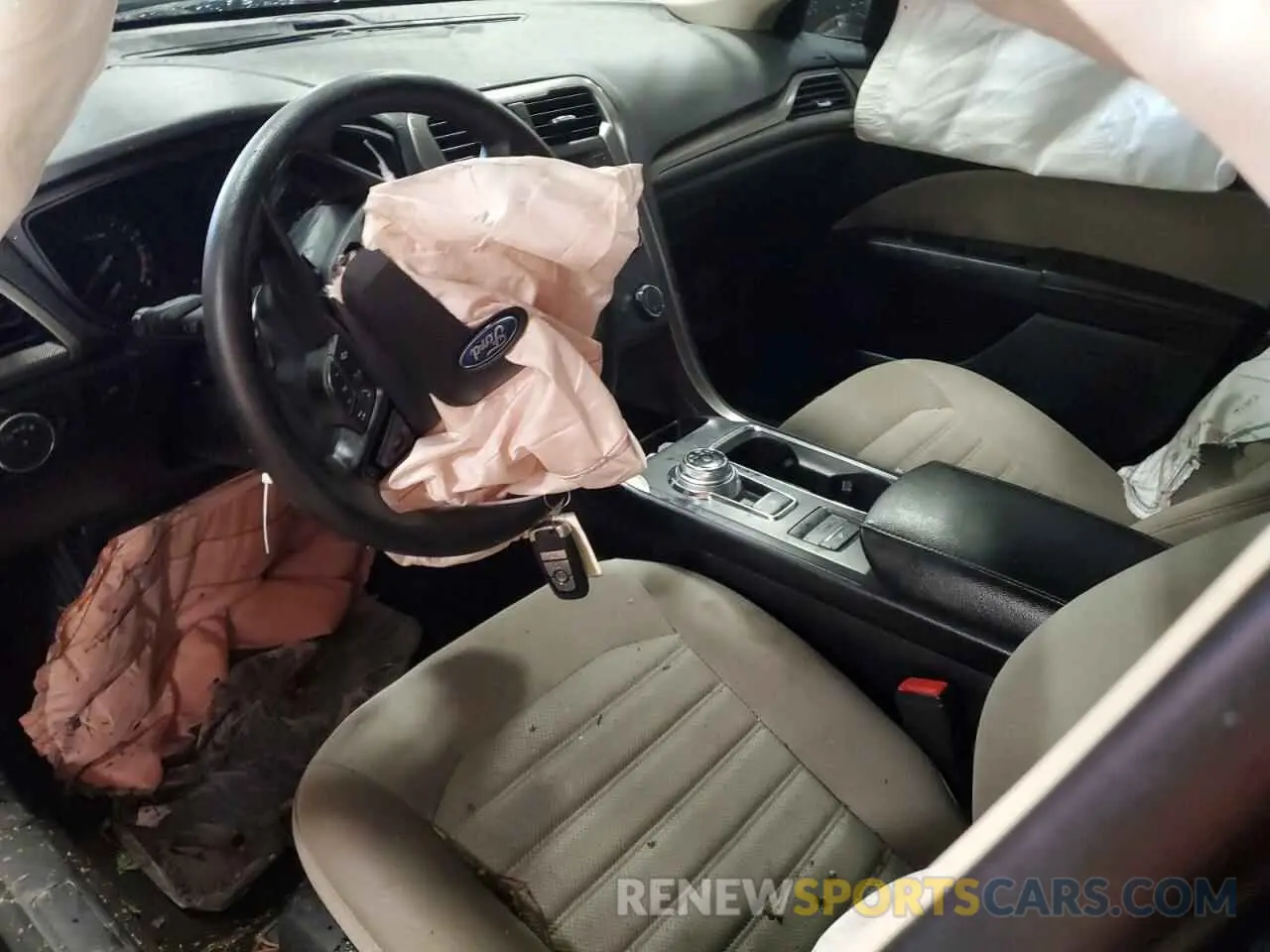 8 Photograph of a damaged car 3FA6P0G76LR179096 FORD FUSION 2020
