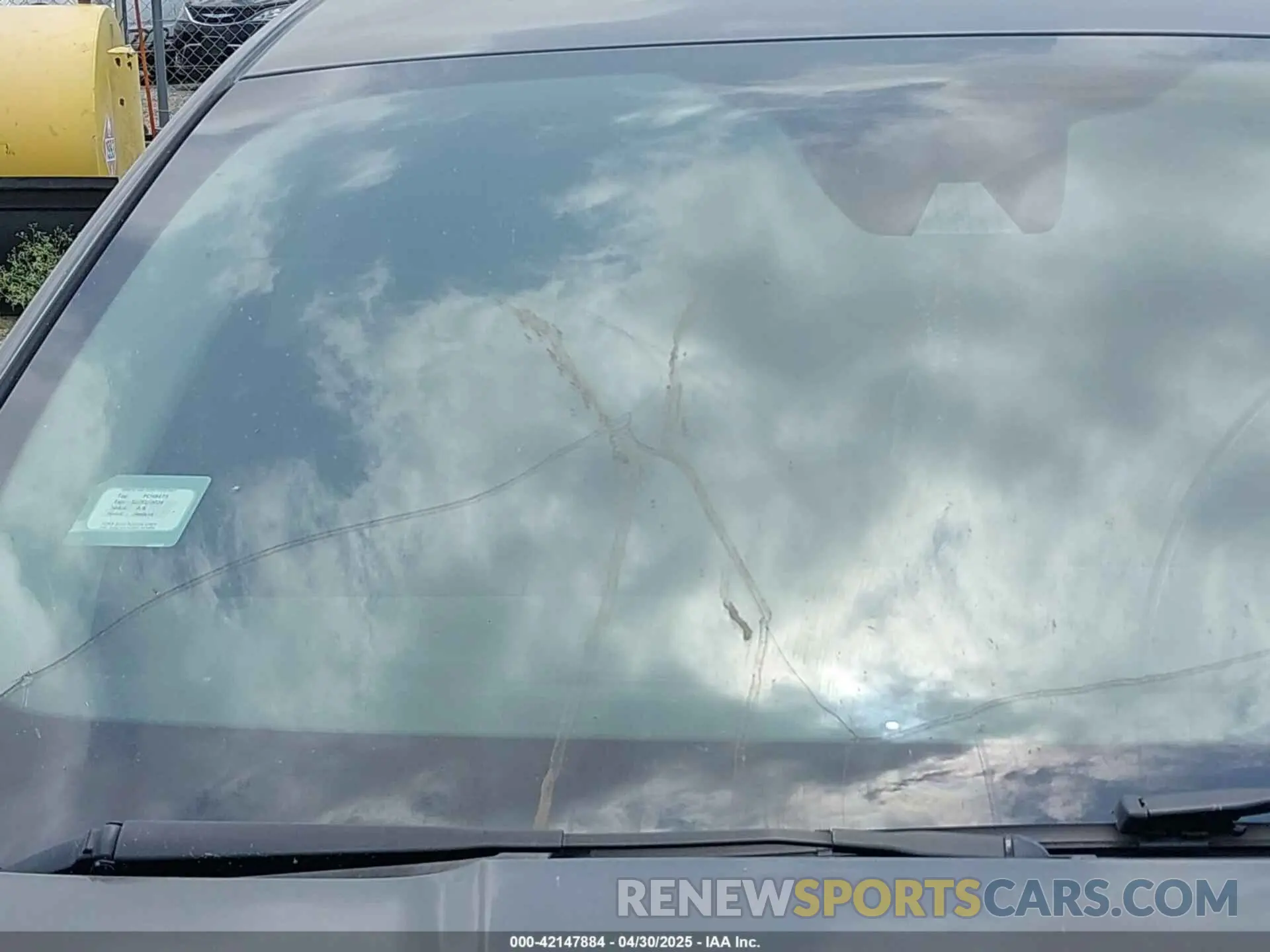 6 Photograph of a damaged car 3FA6P0G76LR228460 FORD FUSION 2020