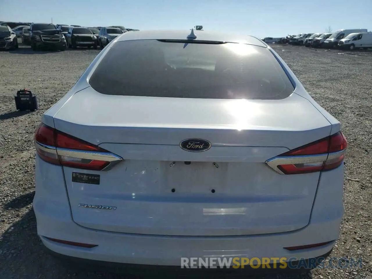 6 Photograph of a damaged car 3FA6P0G77LR107131 FORD FUSION 2020