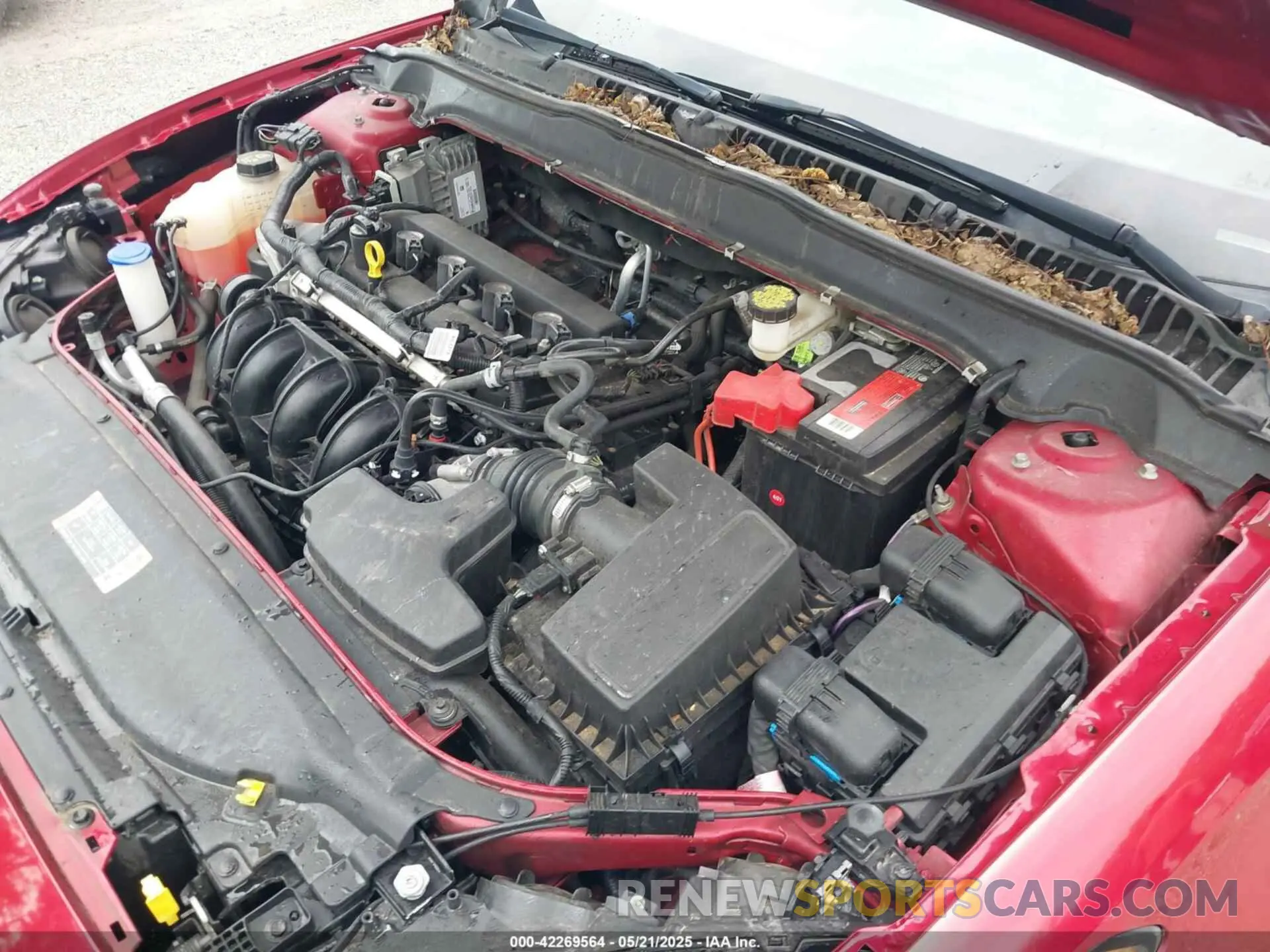 10 Photograph of a damaged car 3FA6P0G77LR110627 FORD FUSION 2020