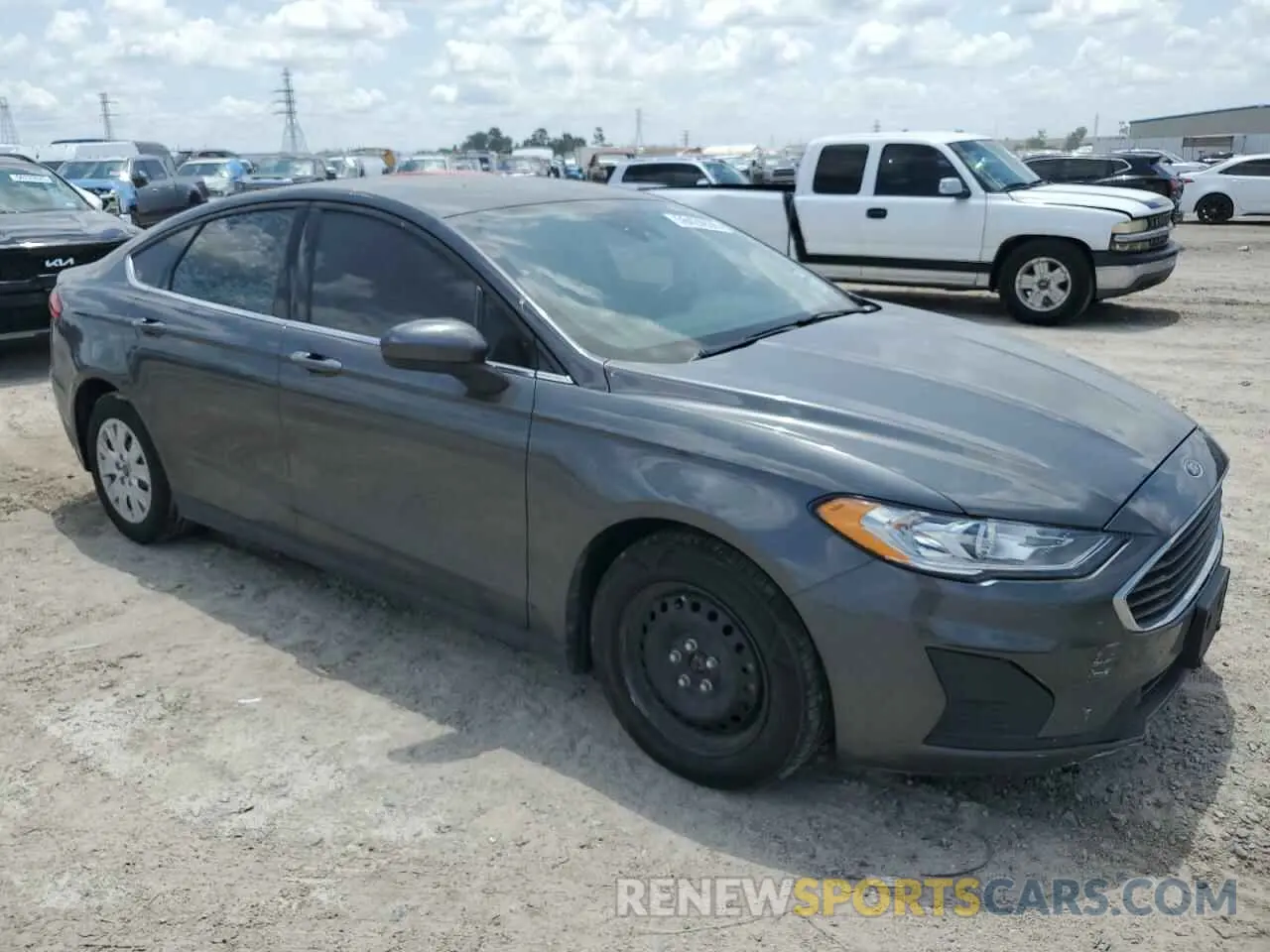 4 Photograph of a damaged car 3FA6P0G77LR187787 FORD FUSION 2020
