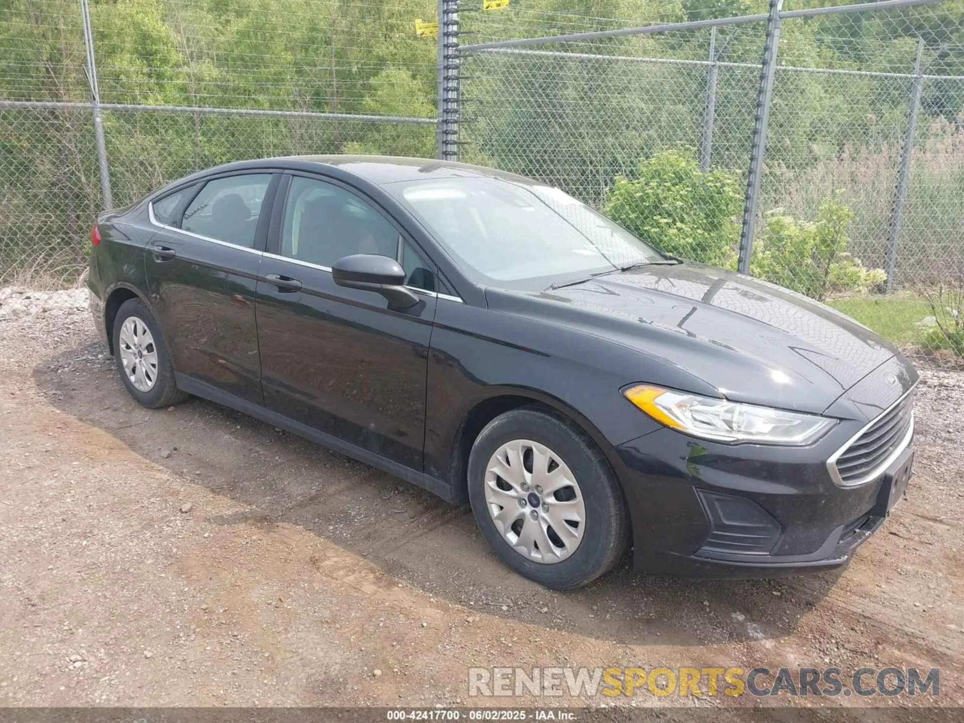 1 Photograph of a damaged car 3FA6P0G77LR261063 FORD FUSION 2020