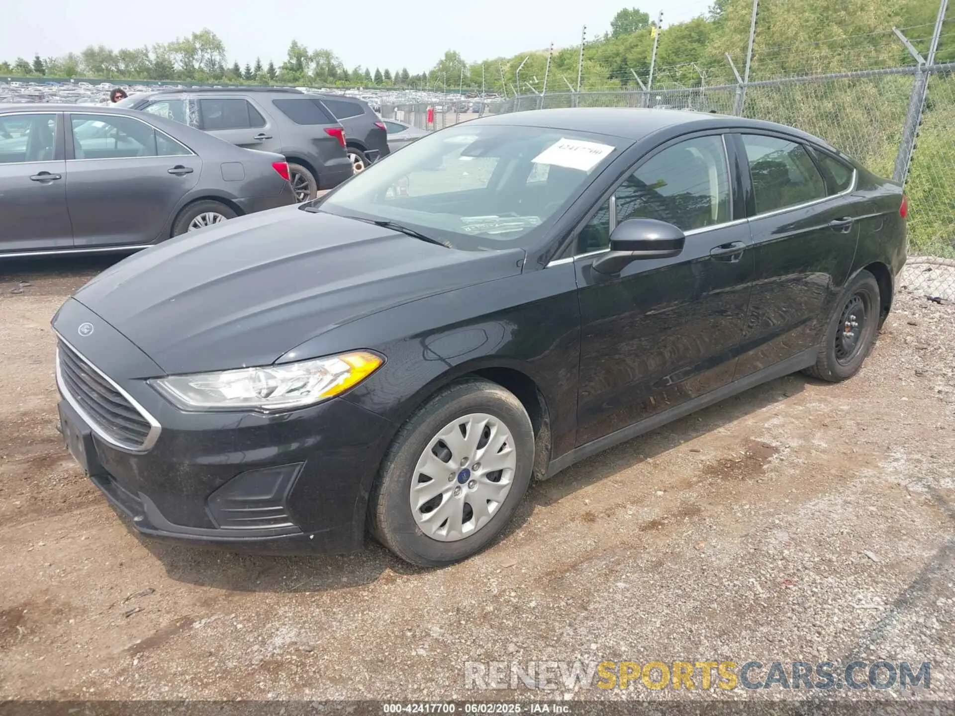 2 Photograph of a damaged car 3FA6P0G77LR261063 FORD FUSION 2020