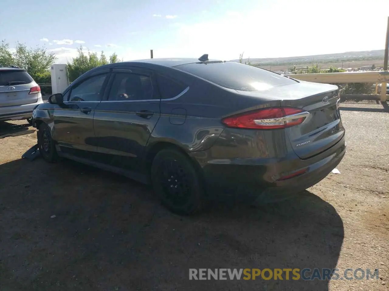 2 Photograph of a damaged car 3FA6P0G78LR112273 FORD FUSION 2020