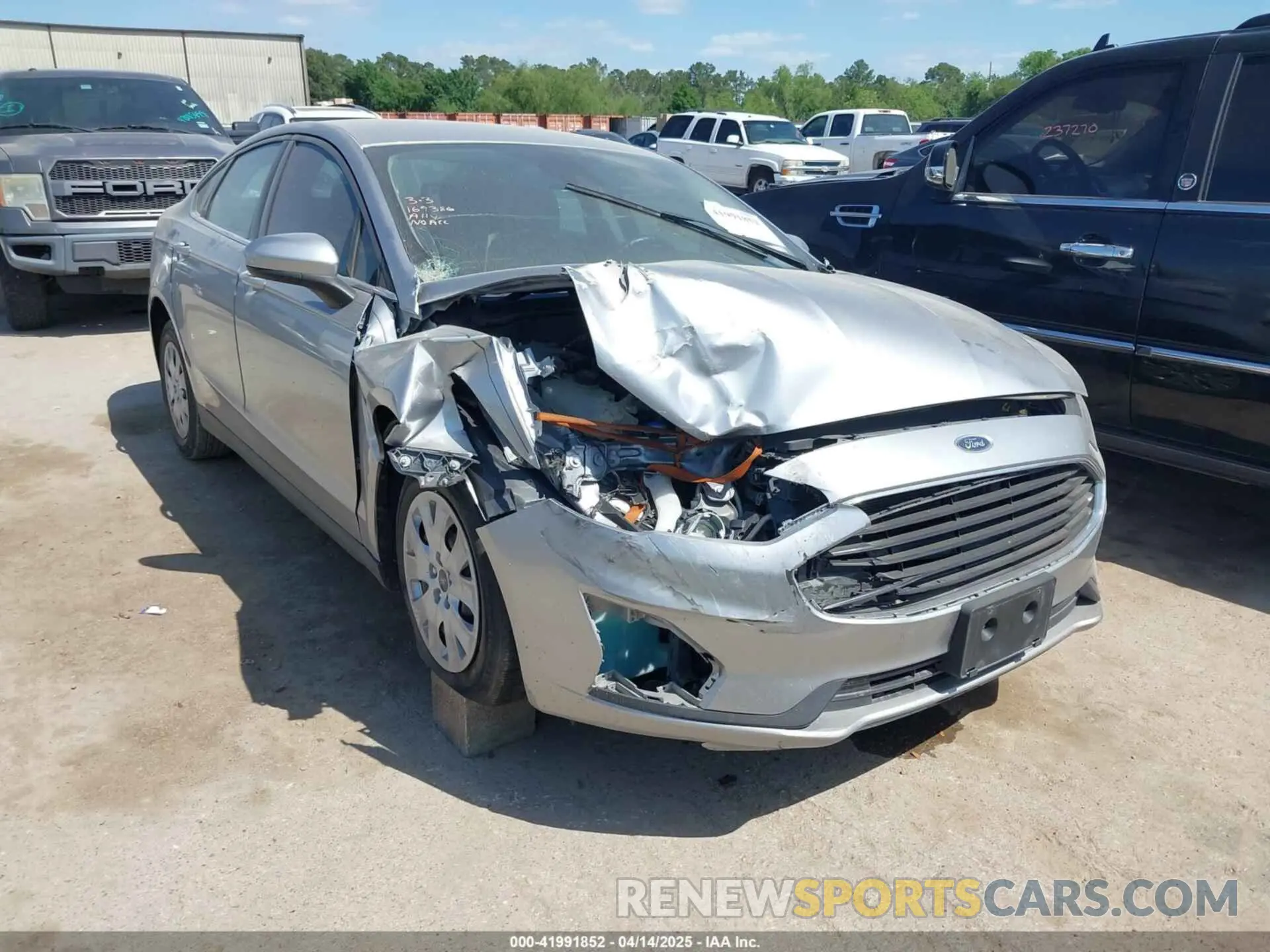 1 Photograph of a damaged car 3FA6P0G79LR169386 FORD FUSION 2020