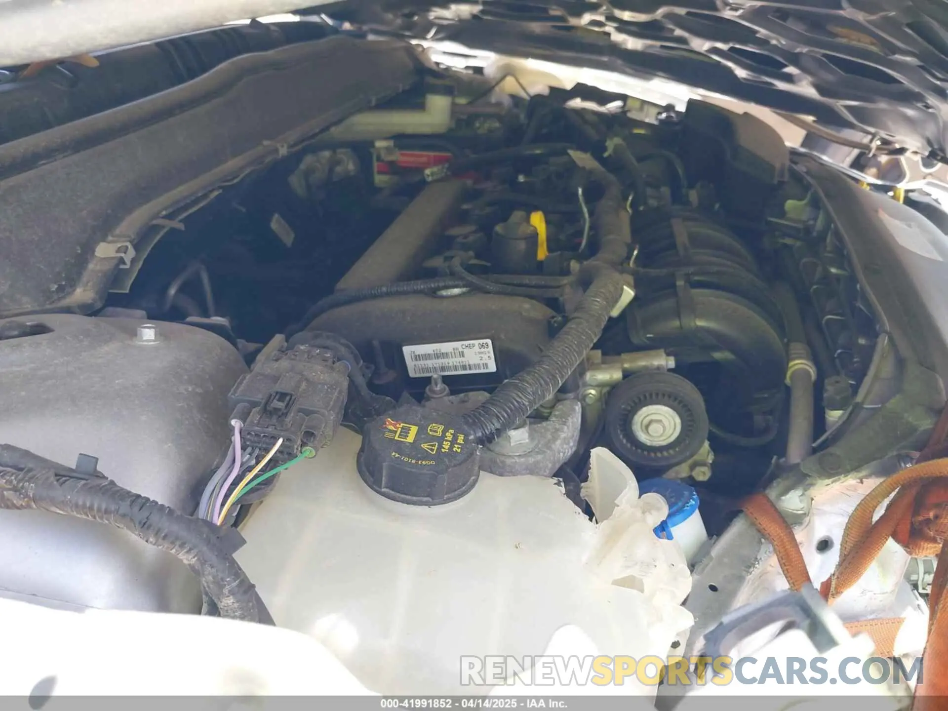 10 Photograph of a damaged car 3FA6P0G79LR169386 FORD FUSION 2020