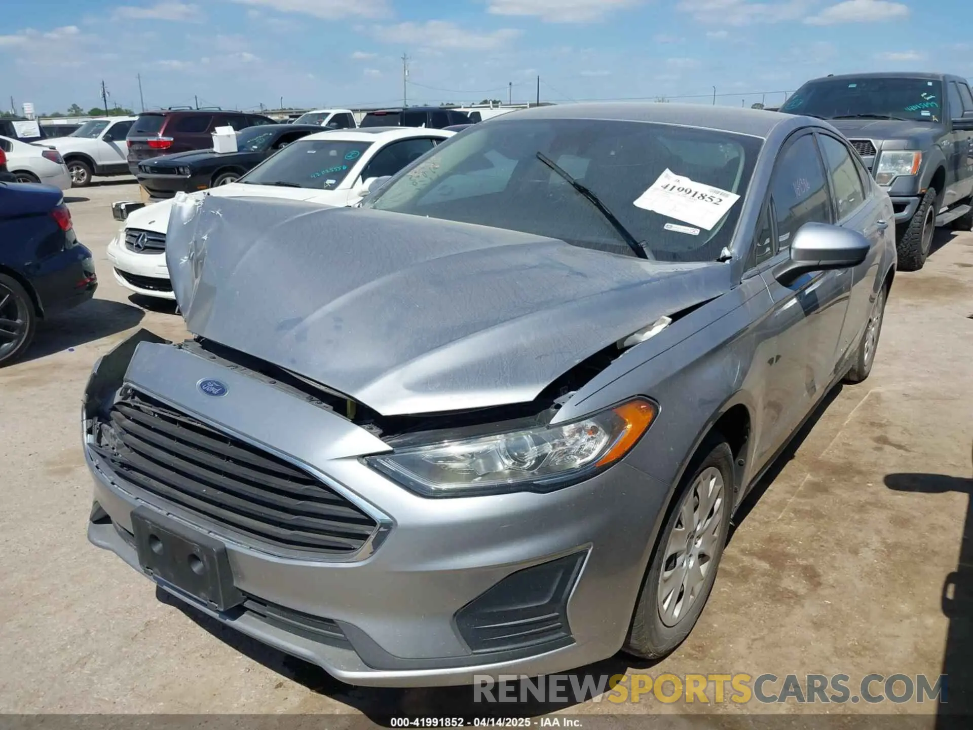 2 Photograph of a damaged car 3FA6P0G79LR169386 FORD FUSION 2020