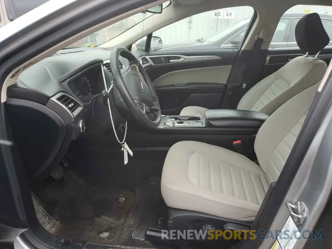 7 Photograph of a damaged car 3FA6P0G79LR247021 FORD FUSION 2020