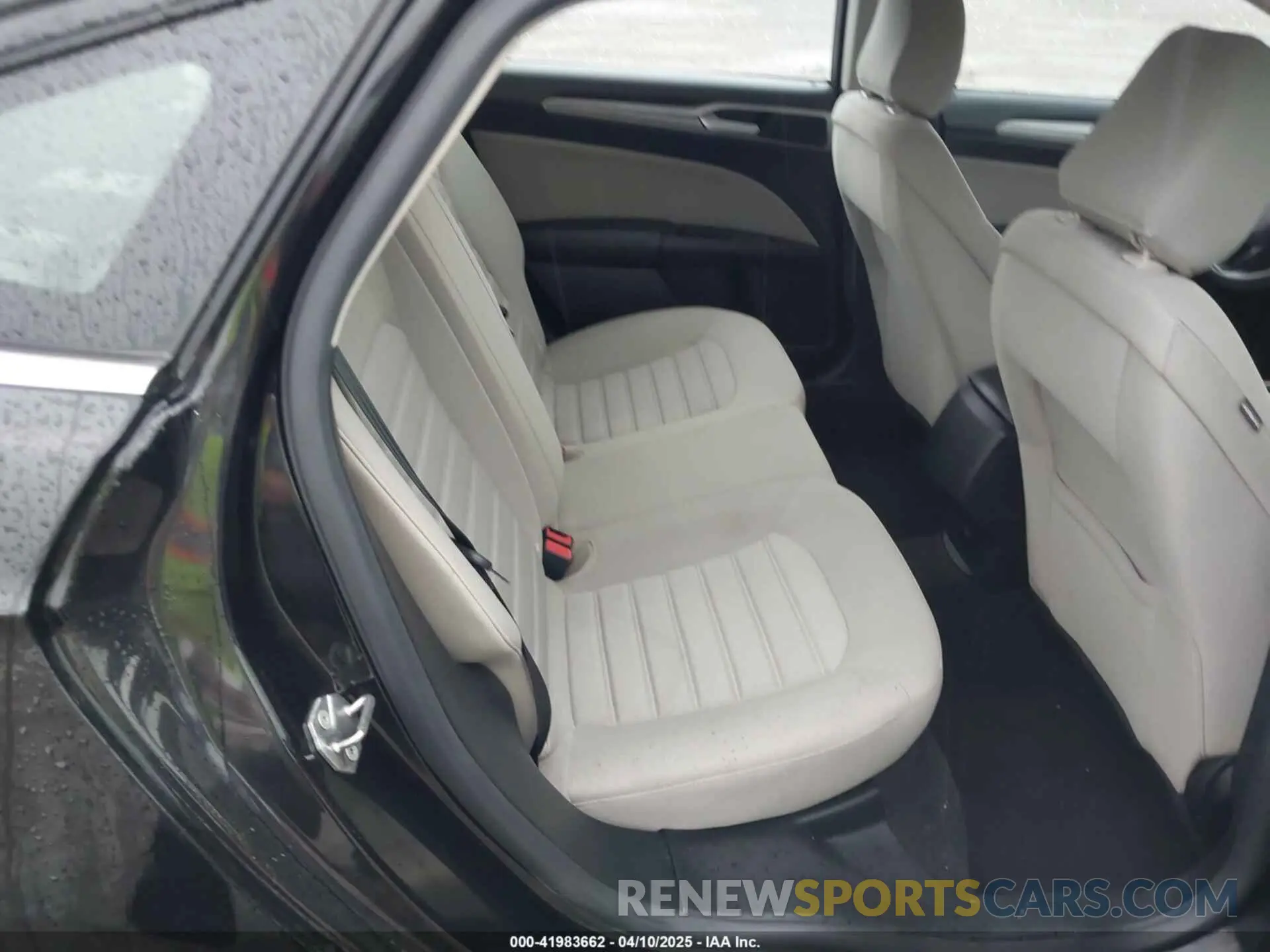 8 Photograph of a damaged car 3FA6P0G7XLR263566 FORD FUSION 2020