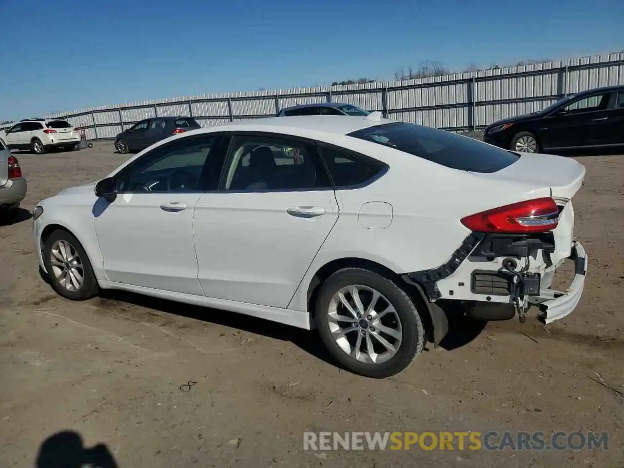 2 Photograph of a damaged car 3FA6P0H74LR129120 FORD FUSION 2020