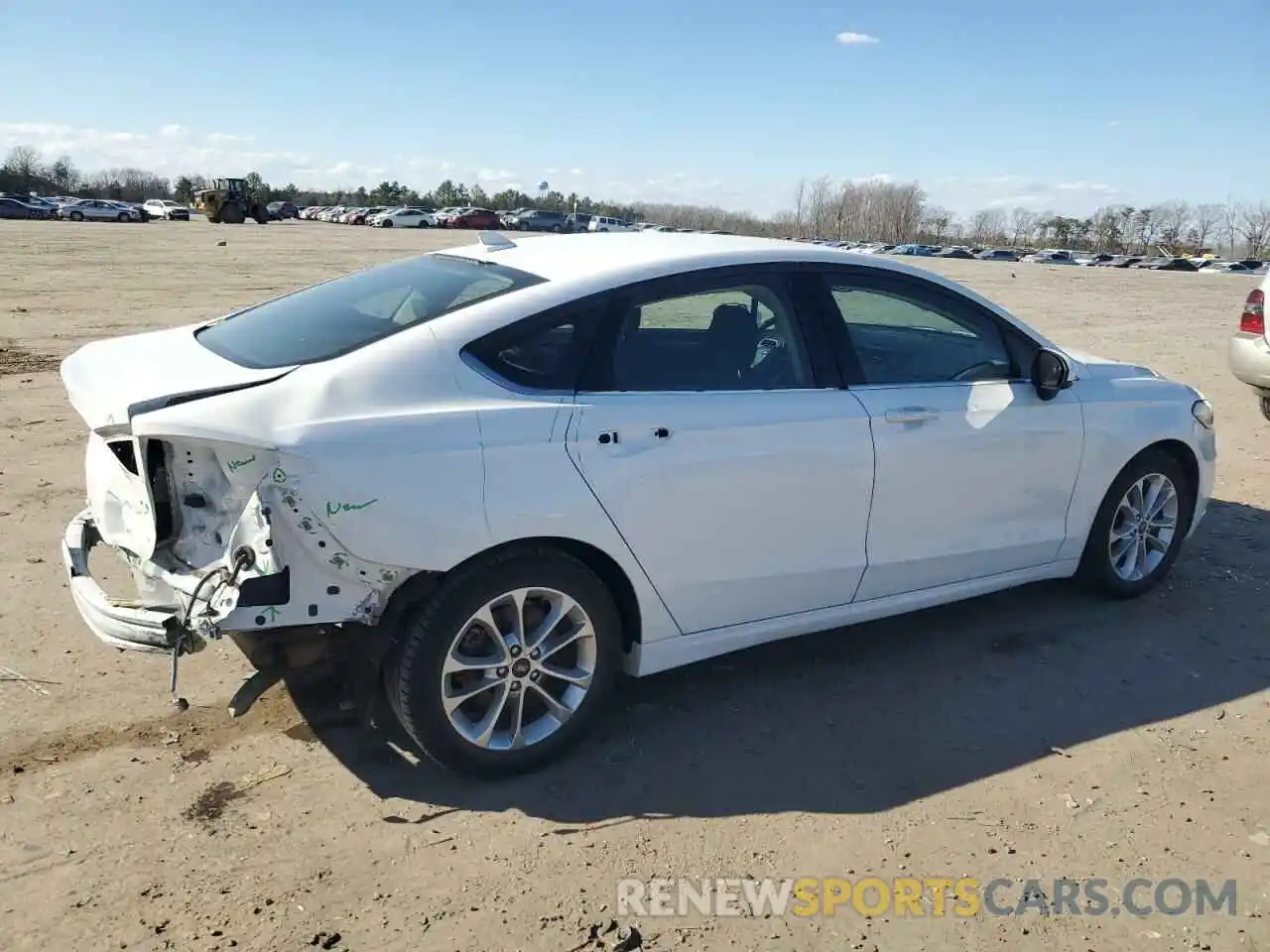 3 Photograph of a damaged car 3FA6P0H74LR129120 FORD FUSION 2020