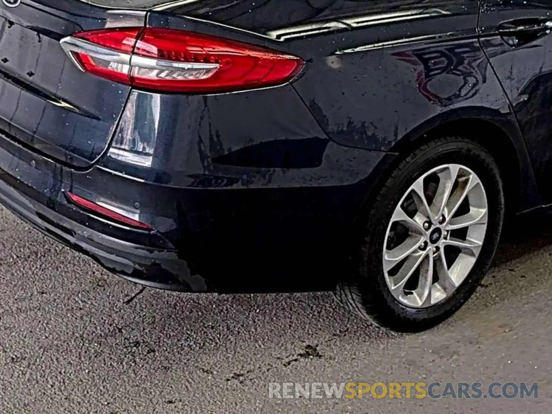 8 Photograph of a damaged car 3FA6P0H76LR177007 FORD FUSION 2020
