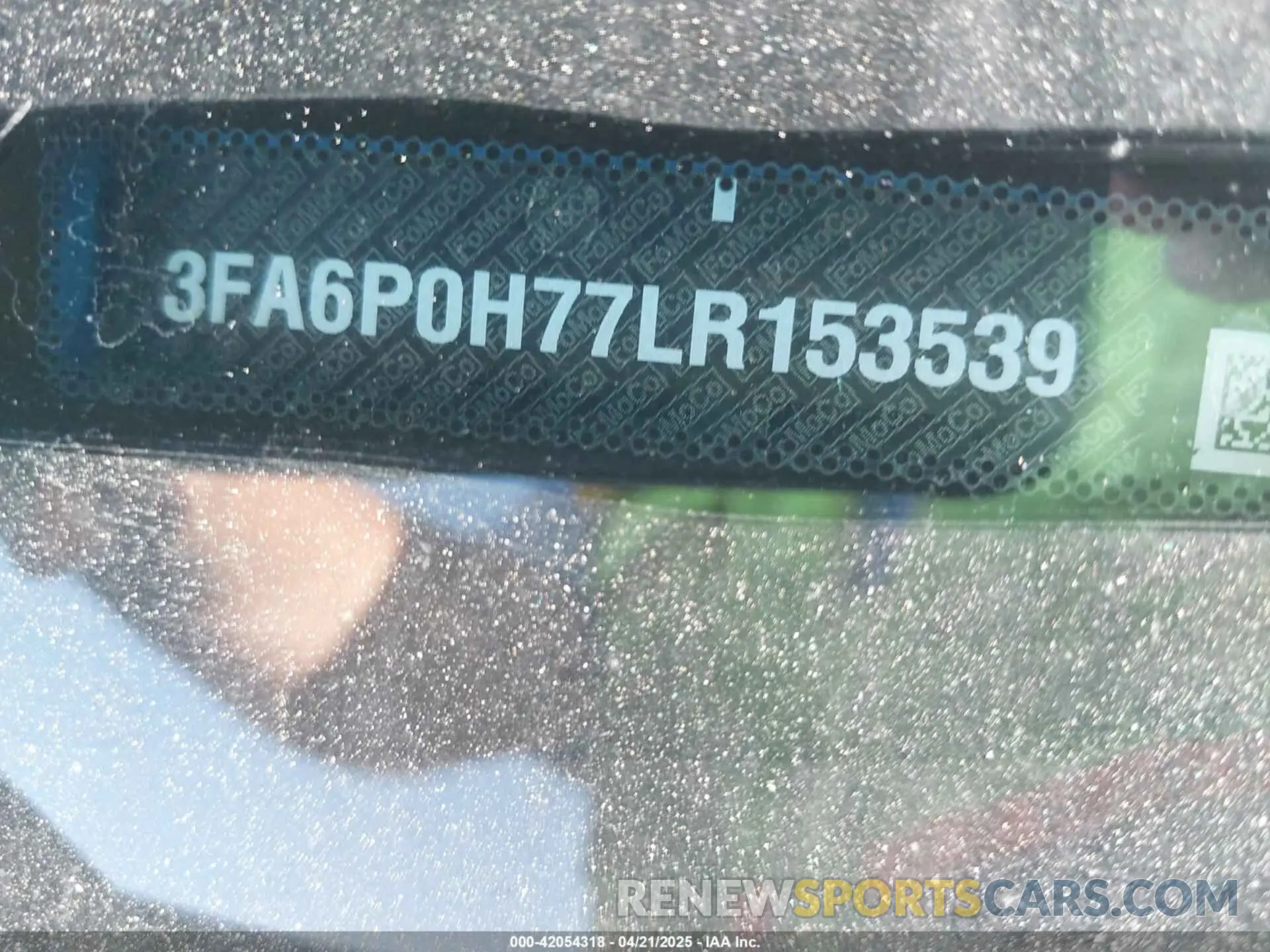 21 Photograph of a damaged car 3FA6P0H77LR153539 FORD FUSION 2020