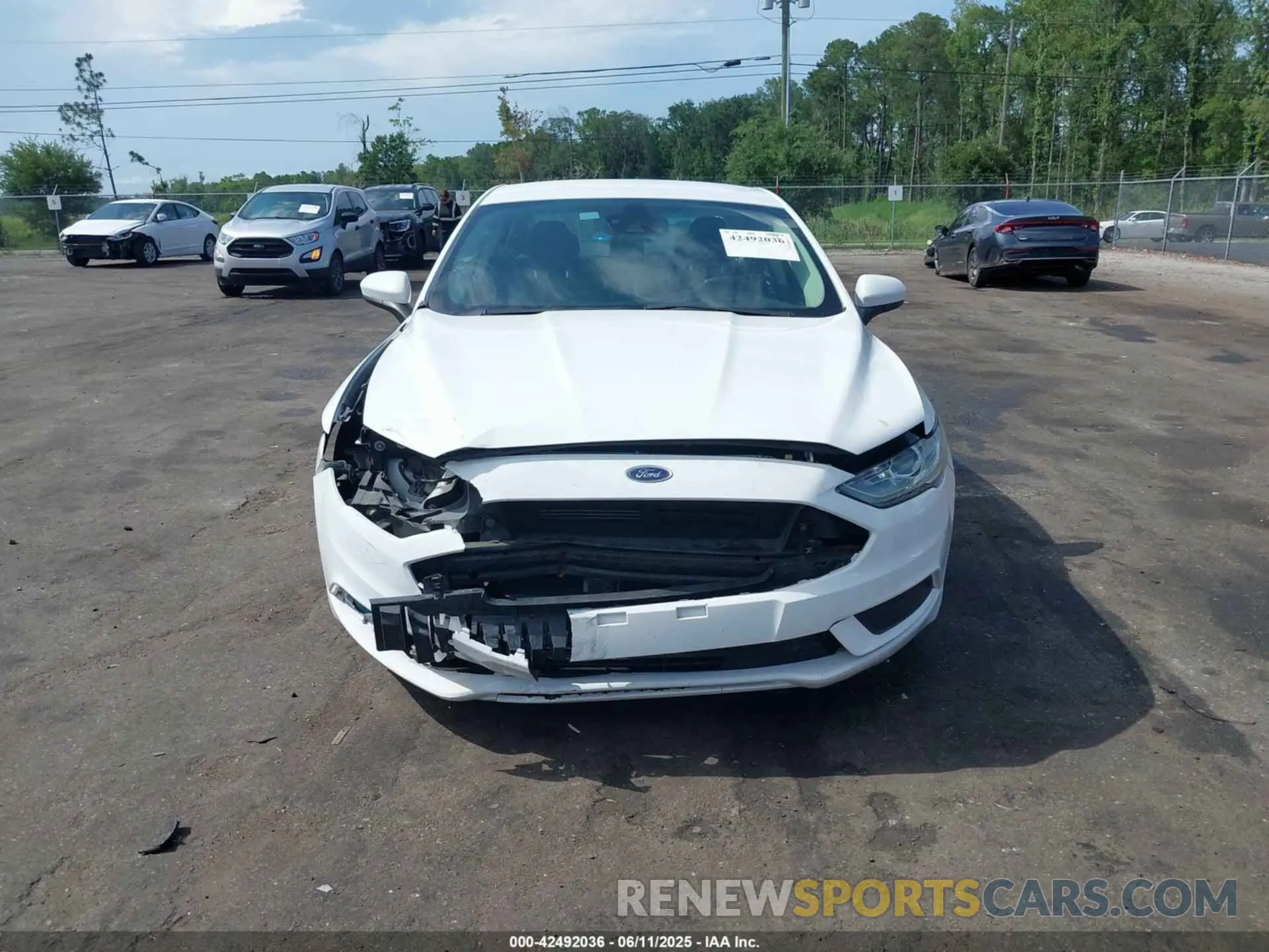 12 Photograph of a damaged car 3FA6P0H78LR237689 FORD FUSION 2020